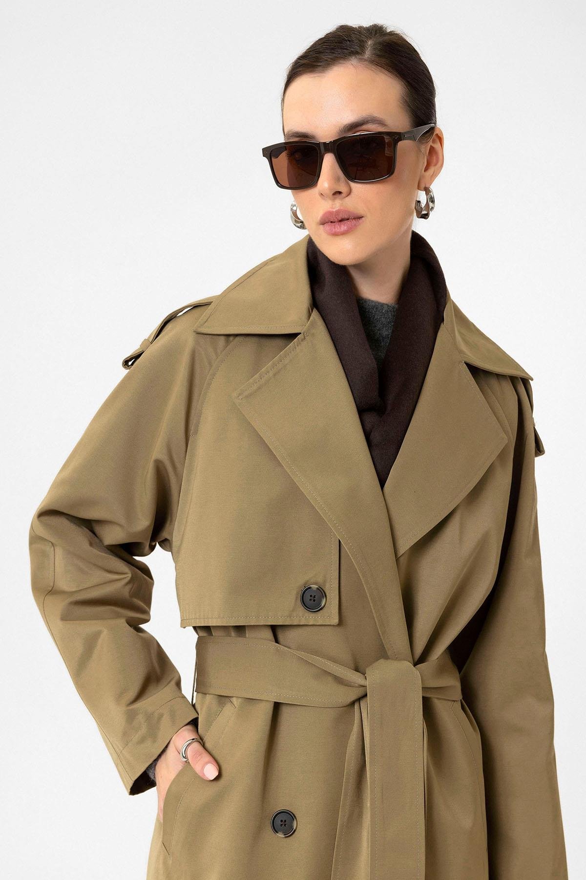 Antioch Haki Kadın Kemerli Uzun Trençkot