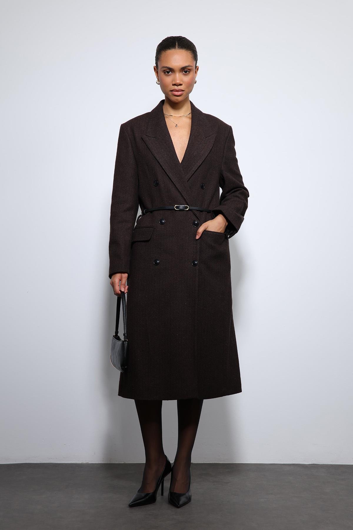 Antioch Kahve Balıksırtı Desenli Kemerli Kaban