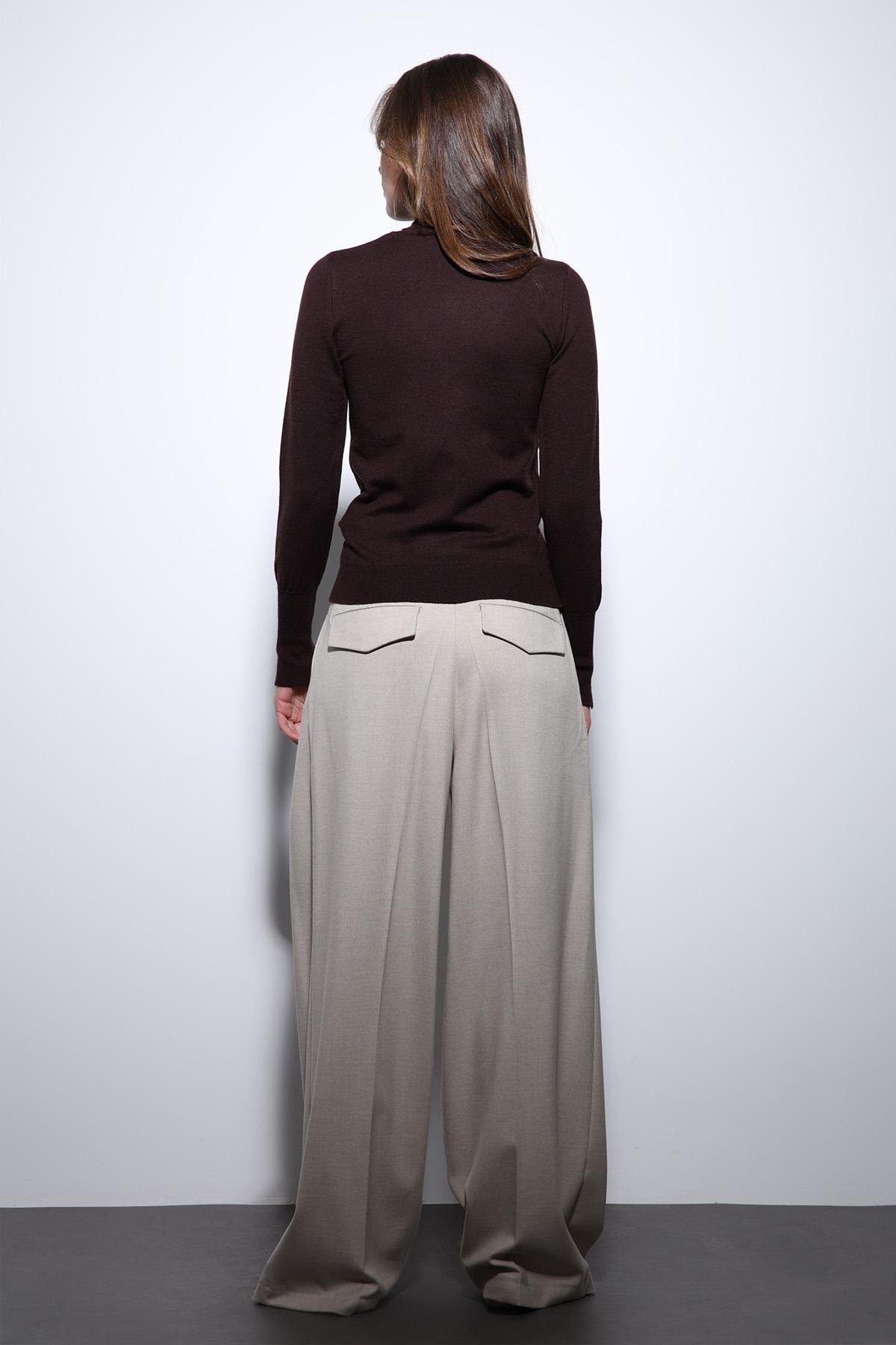 Antioch Kahve Dik Yaka Triko Kazak