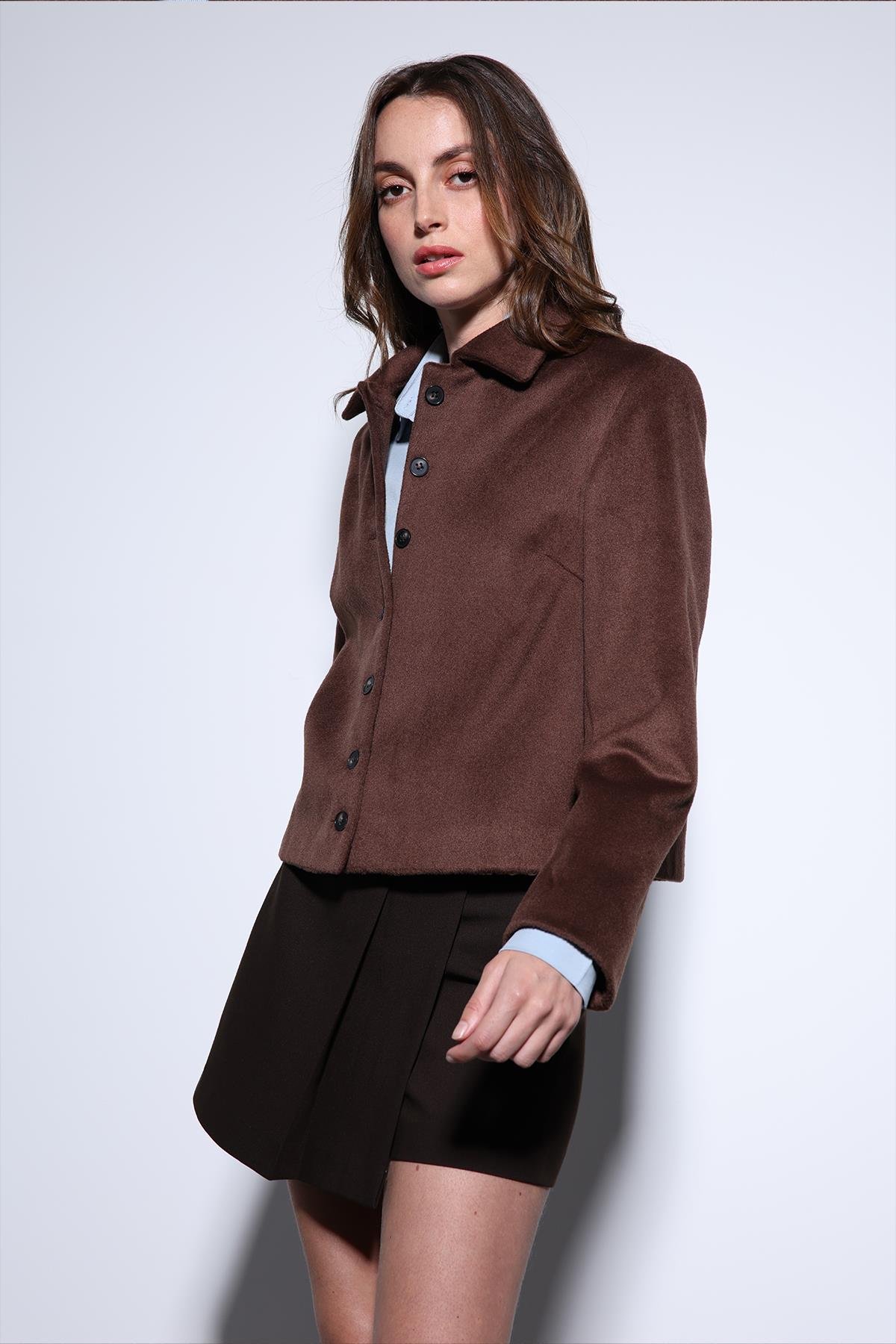 Antioch Kahve Gömlek Yaka Kısa Kaşe Ceket