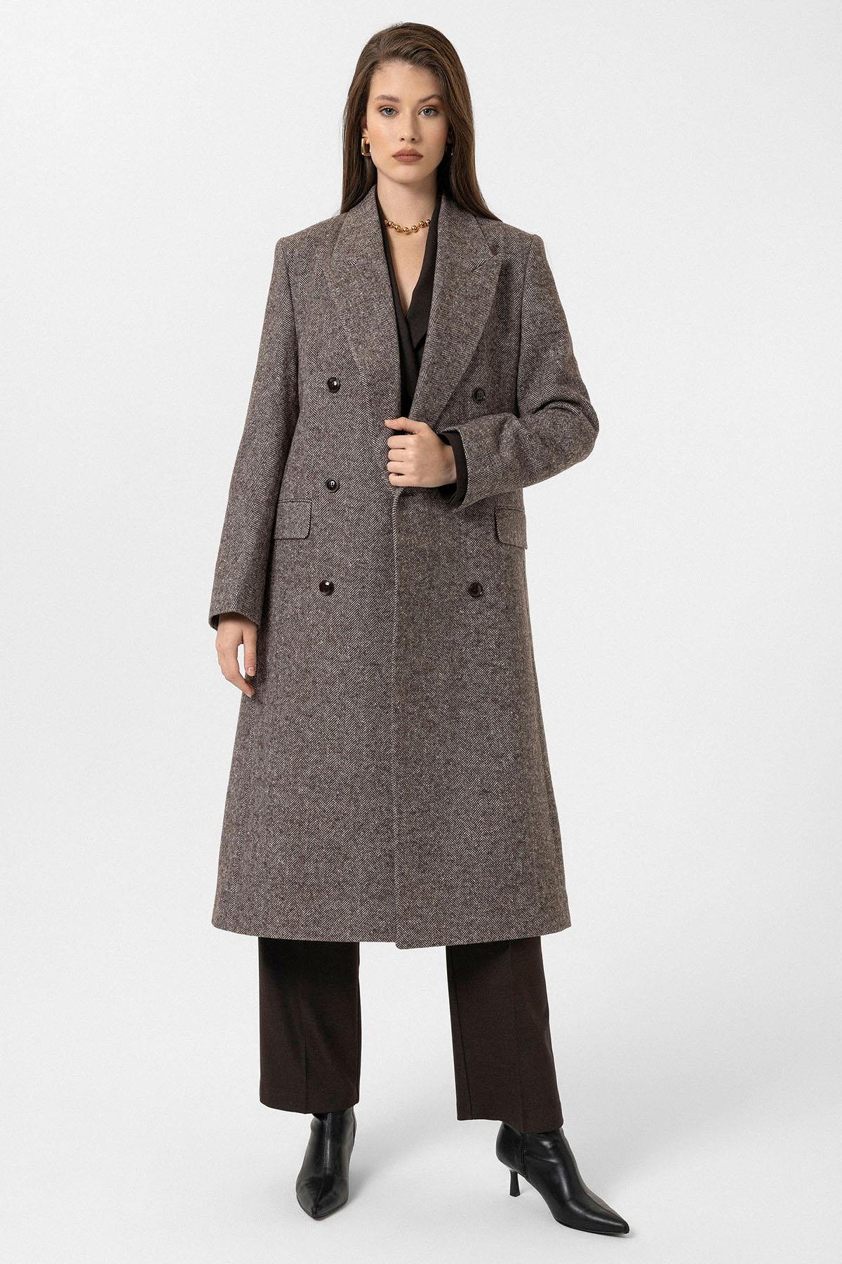 Antioch Kahve Kadın Balıksırtı Desenli Kruvaze Kaban