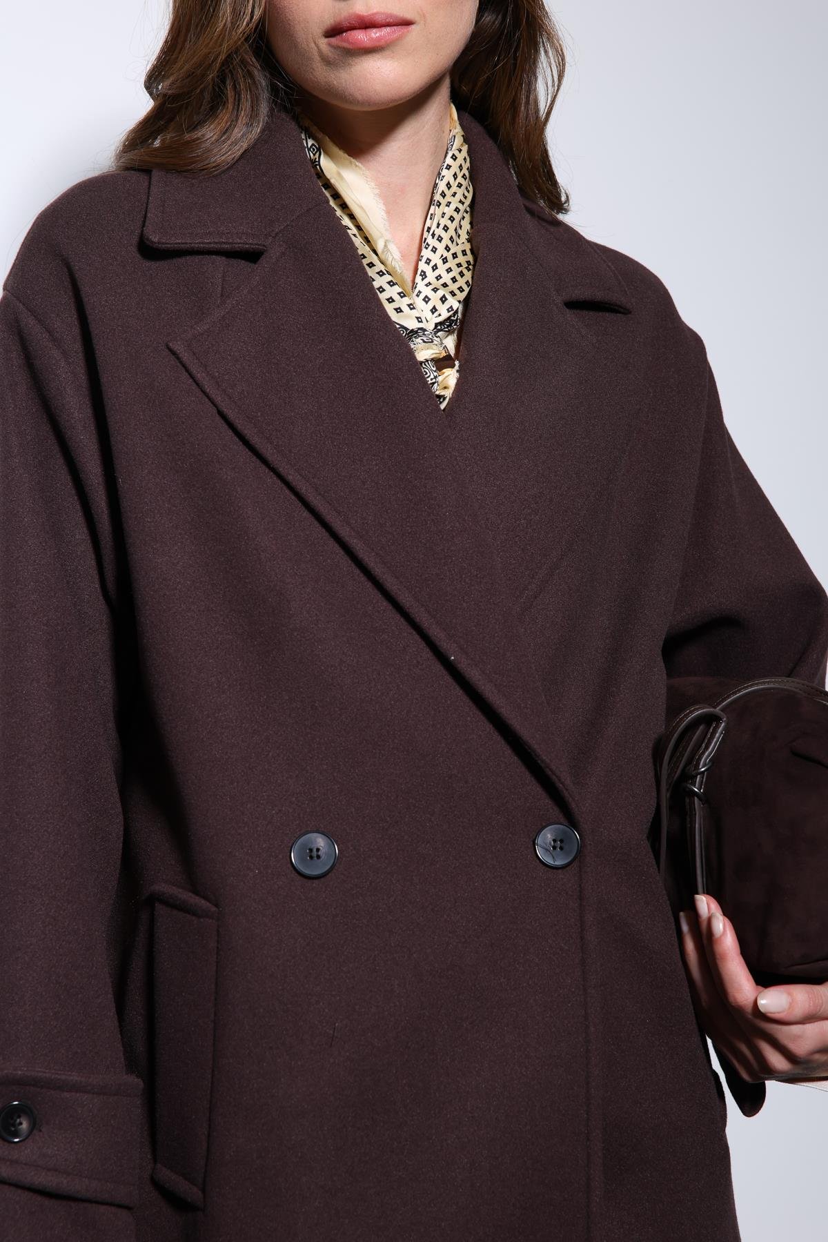 Antioch Kahve Kadın Yumuşak Dokulu Oversize Kruvaze Kaban