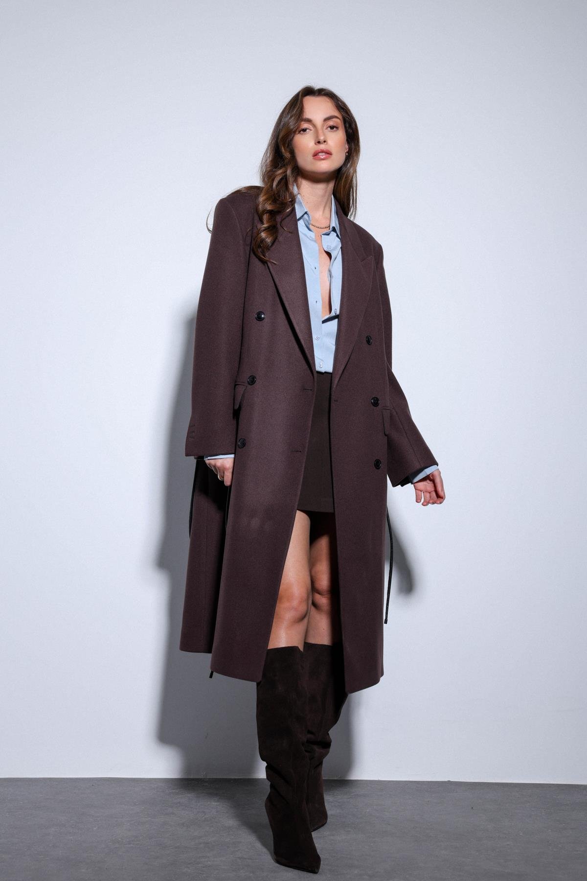 Antioch Kahve Kemerli Kruvaze Kadın Kaban