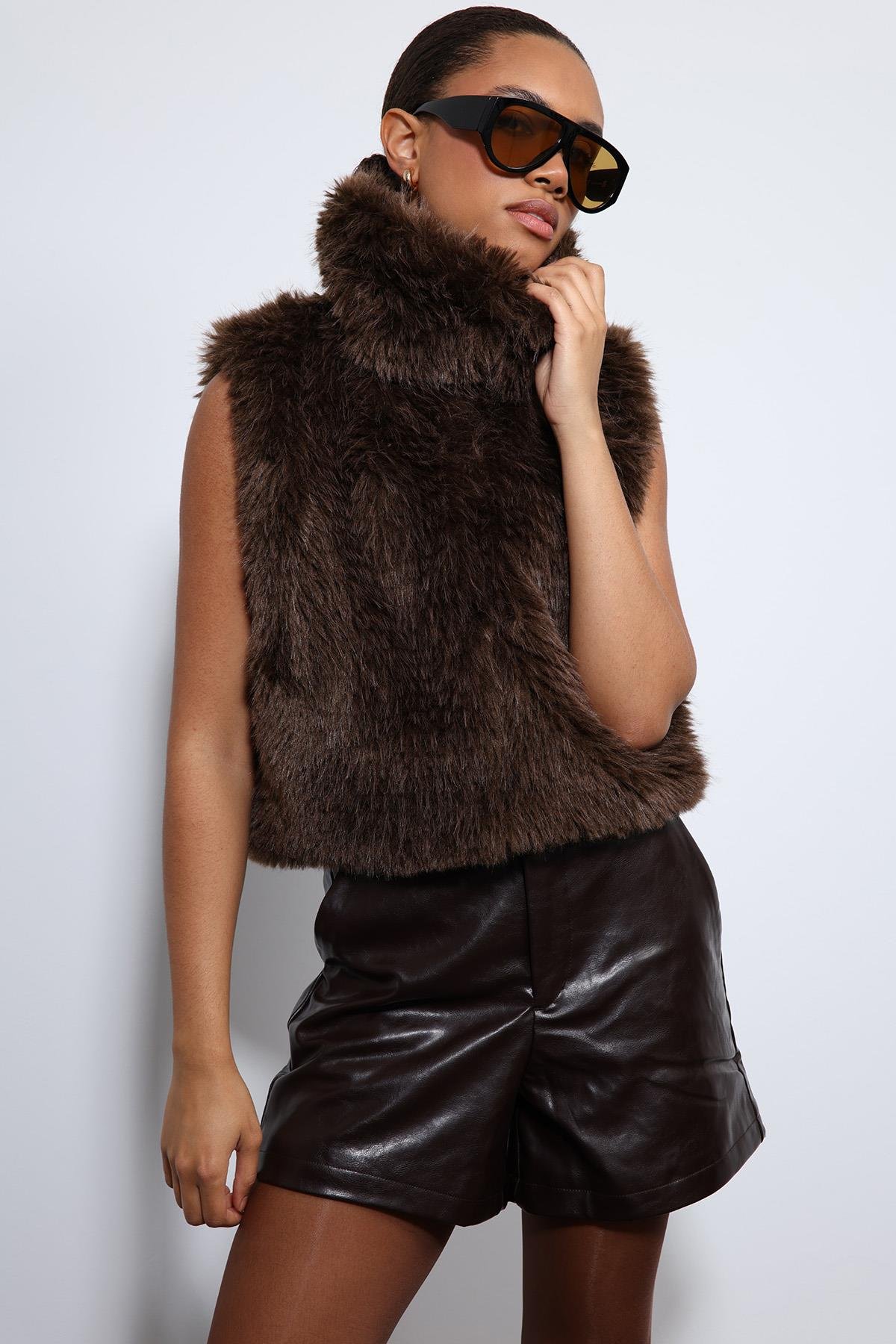 Antioch Kahve Peluş Görünümlü Yelek