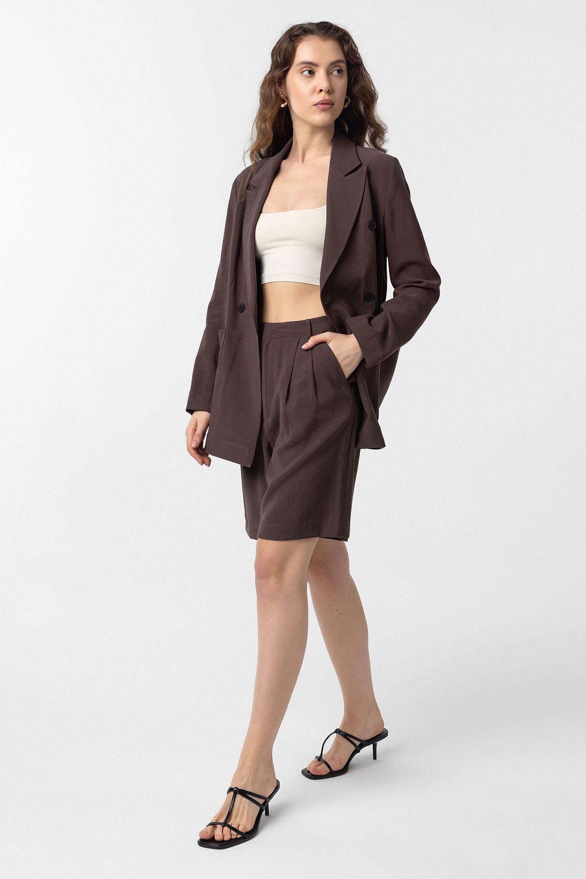 Antioch Kahve Pilili Kadın Bermuda Şort