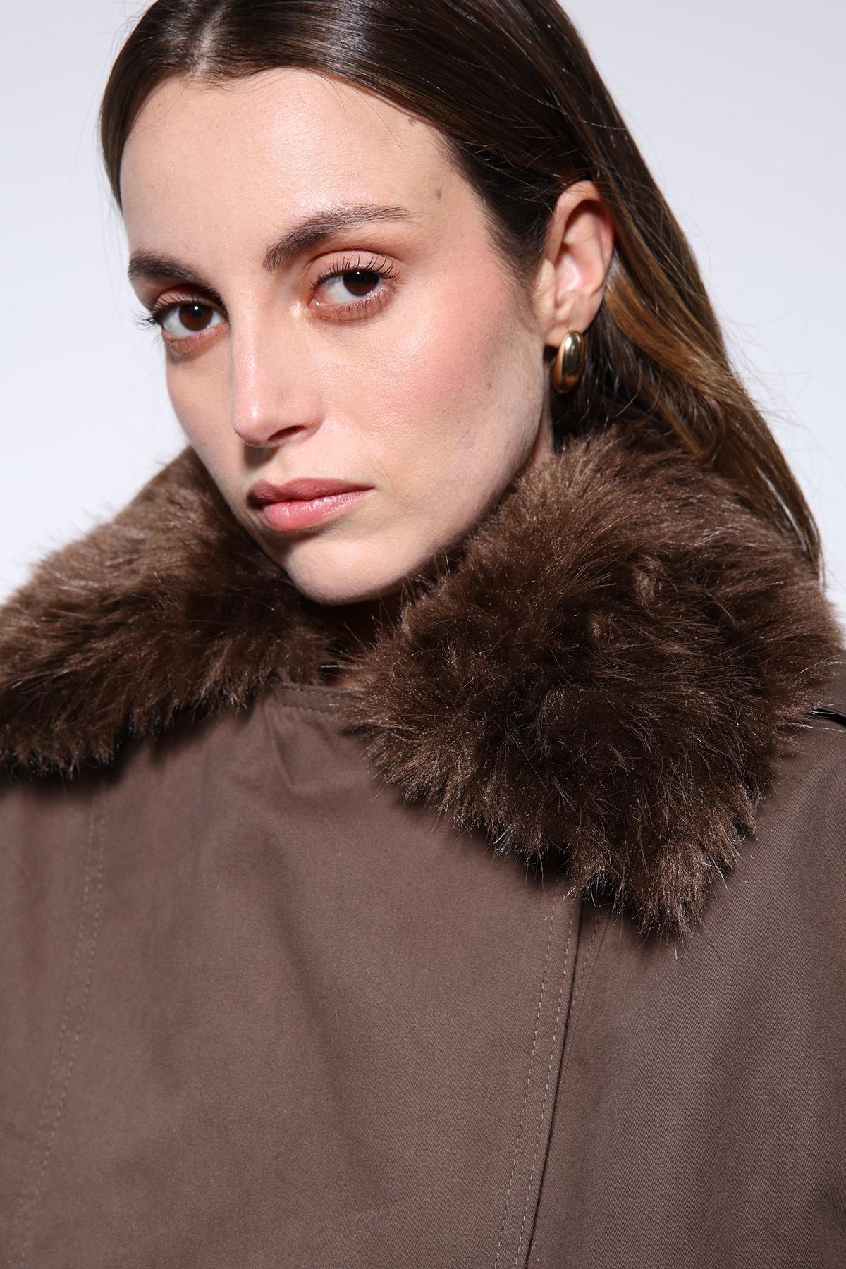 Antioch Kahve Suni Kürklü Kısa Kadın Trençkot