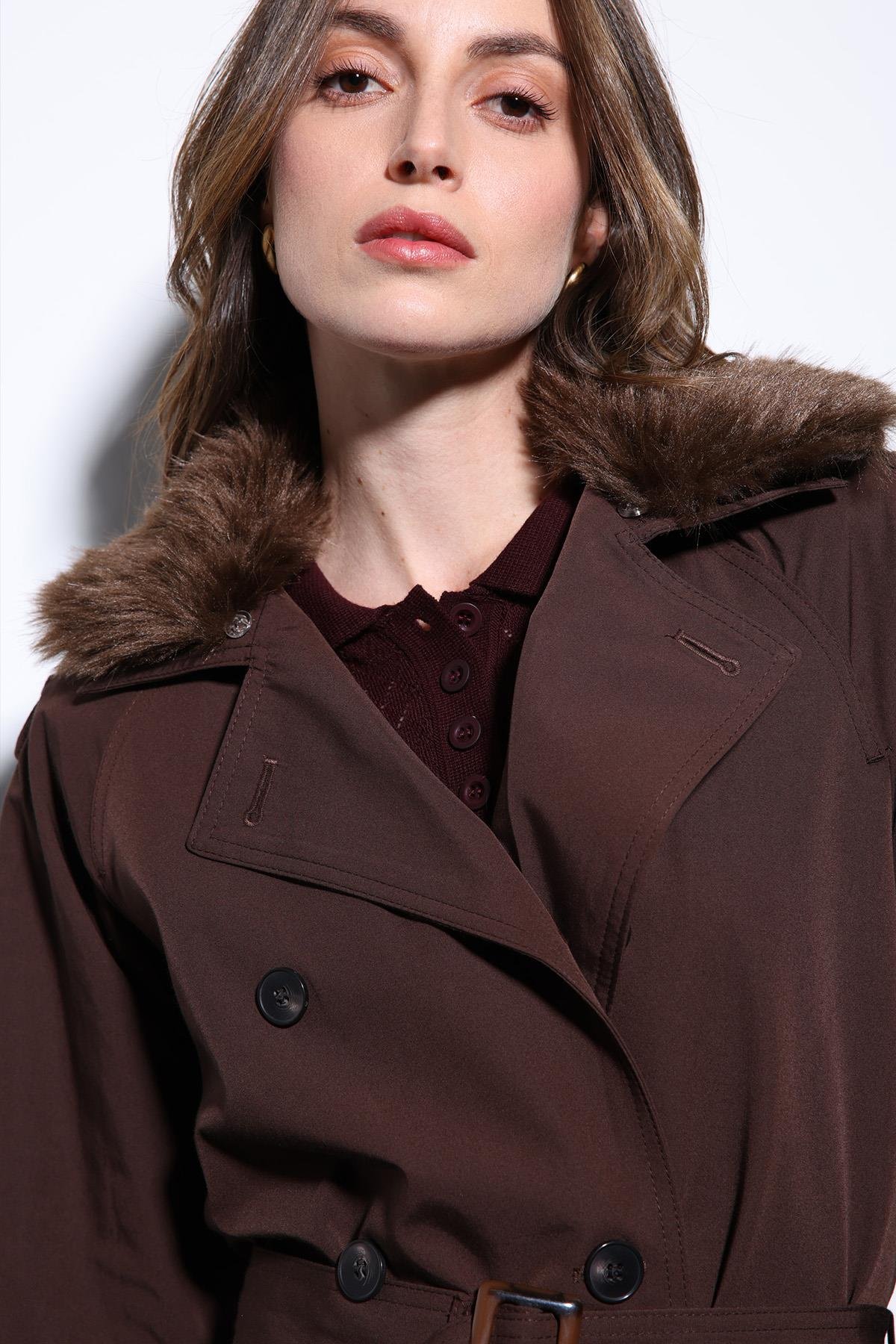 Antioch Kahve Suni Kürklü Yaka Kadın Trençkot