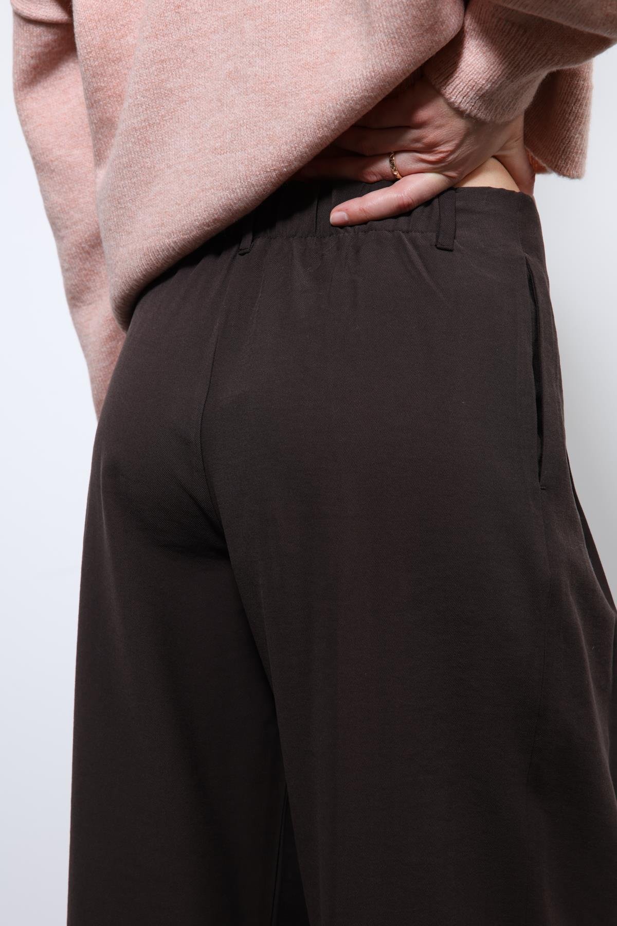 Antioch Koyu Kahve Bel Lastikli Pileli Kadın Pantolon