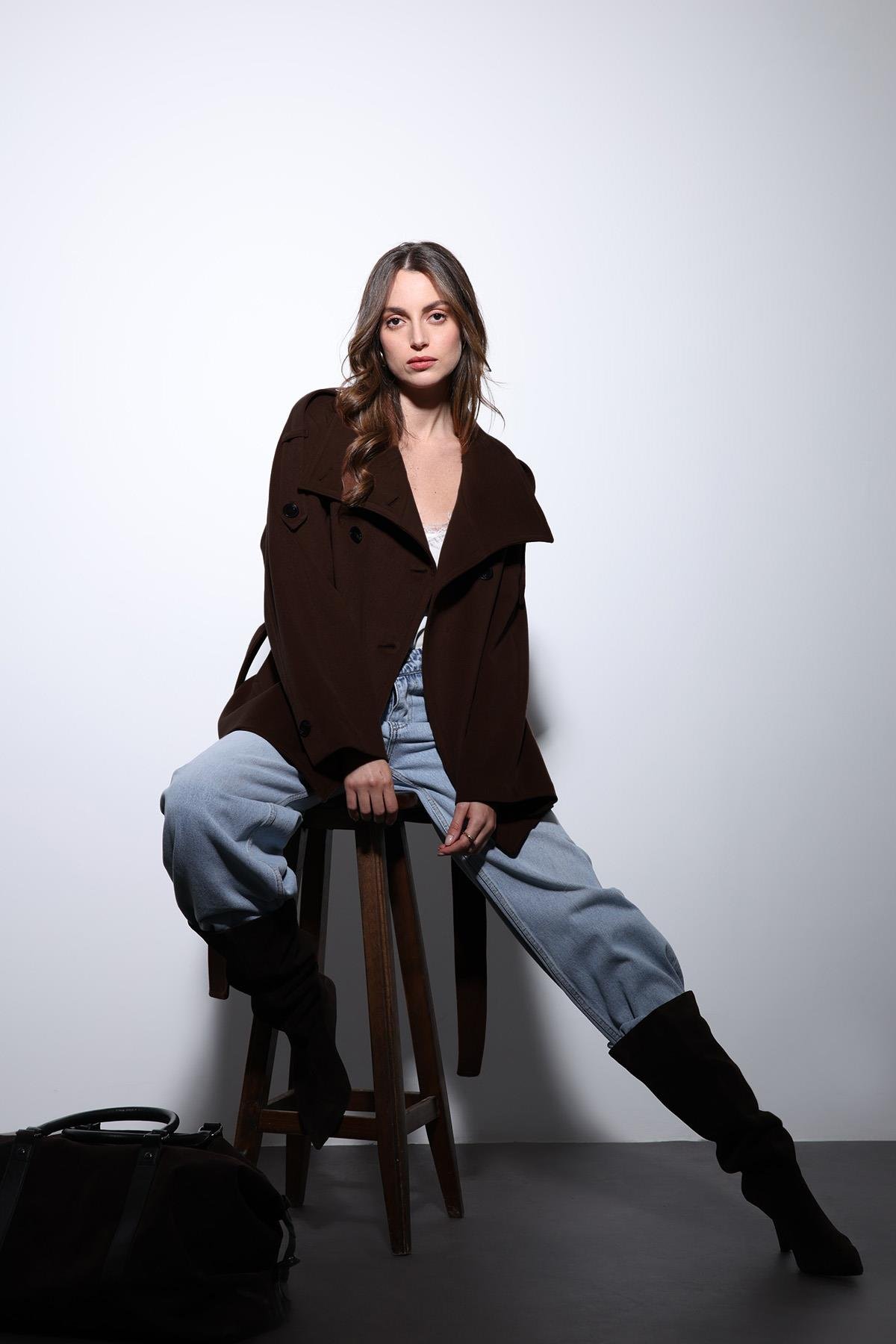 Antioch Koyu Kahve Dik Yaka Kruvaze Kadın Kaban