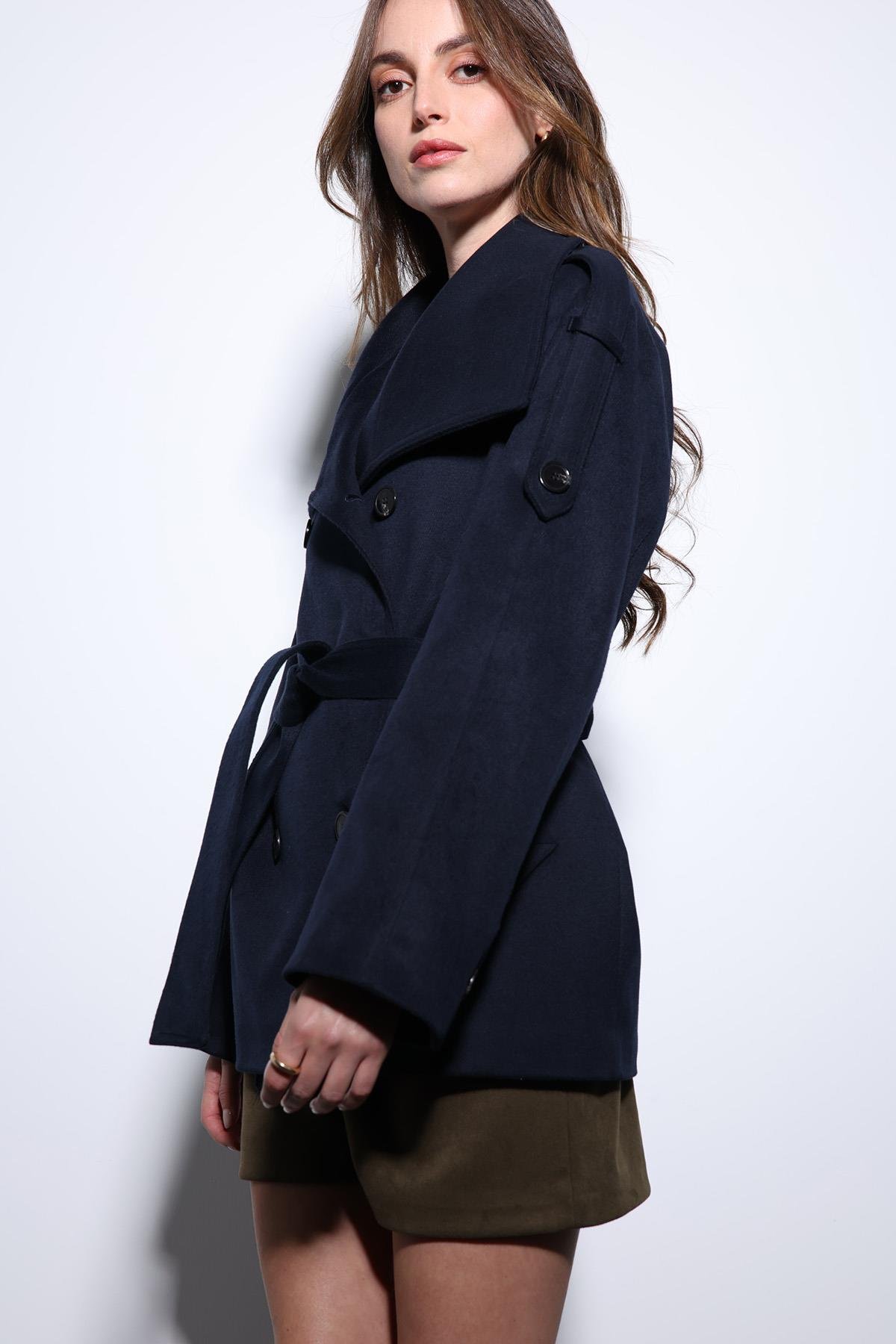 Antioch Lacivert Dik Yaka Kruvaze Kadın Kaban