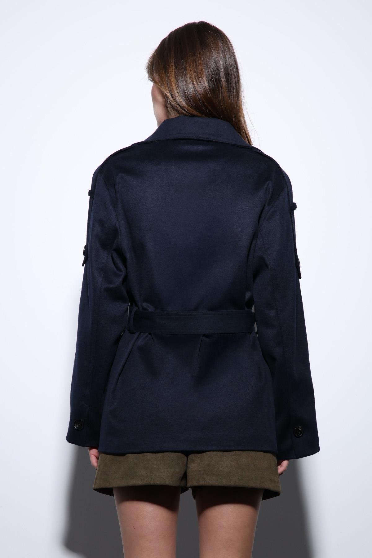 Antioch Lacivert Dik Yaka Kruvaze Kadın Kaban