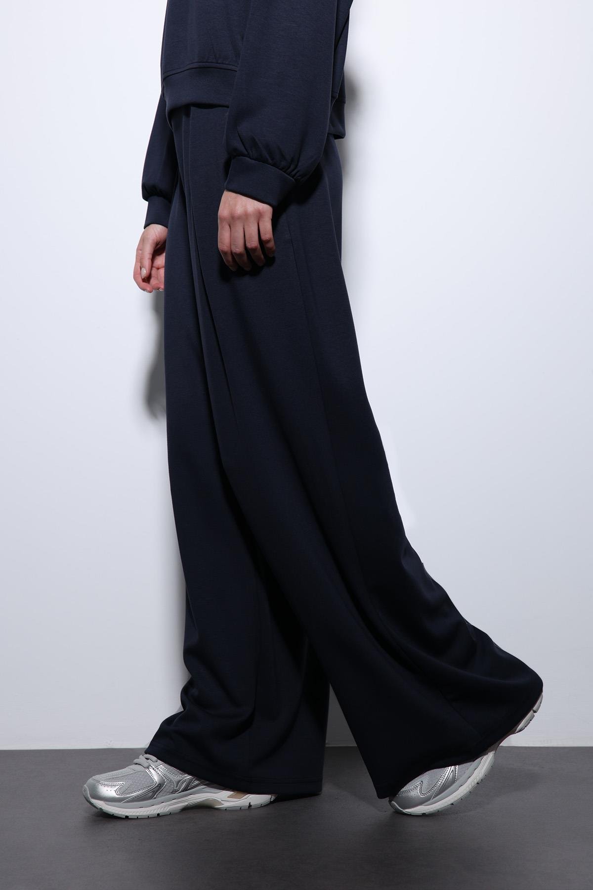 Antioch Lacivert Geniş Paça Relaxed Kadın Takım