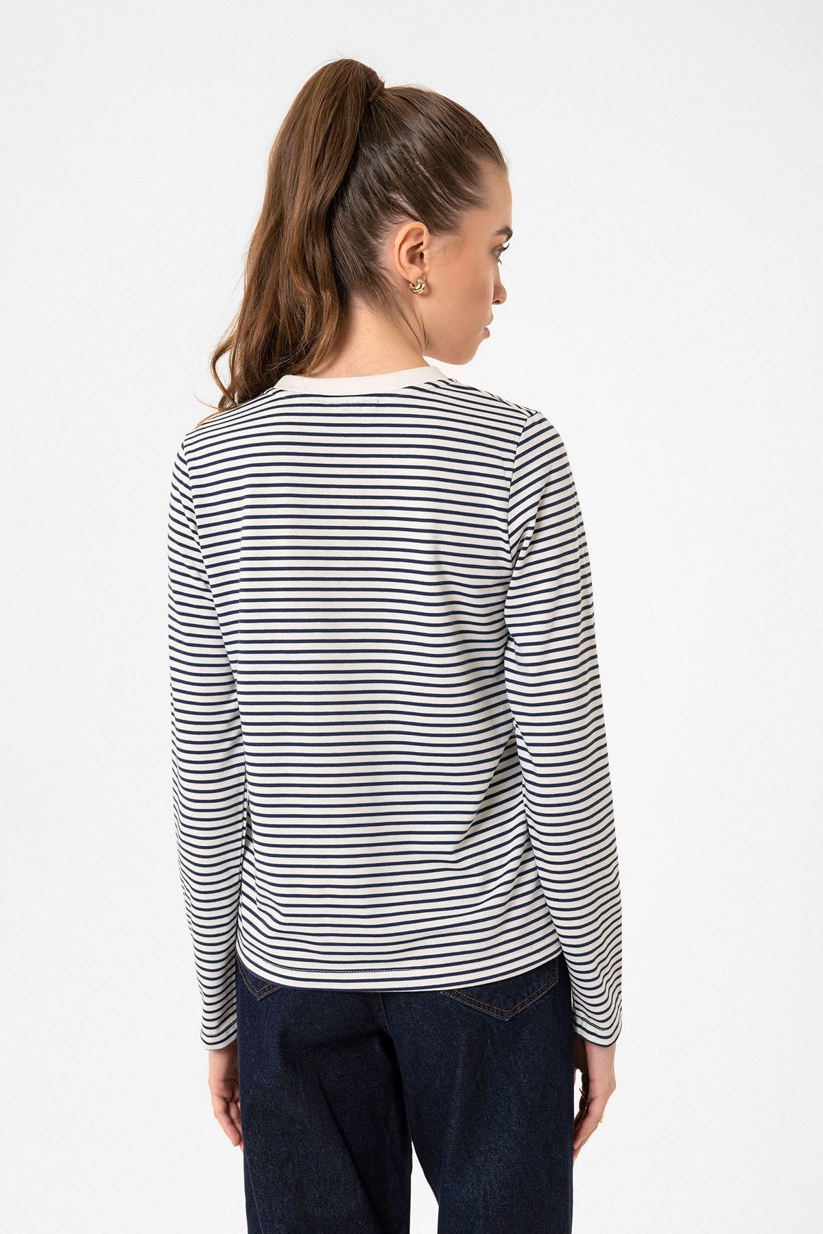 Antioch Lacivert Kadın Çizgili Mevsimlik Kazak