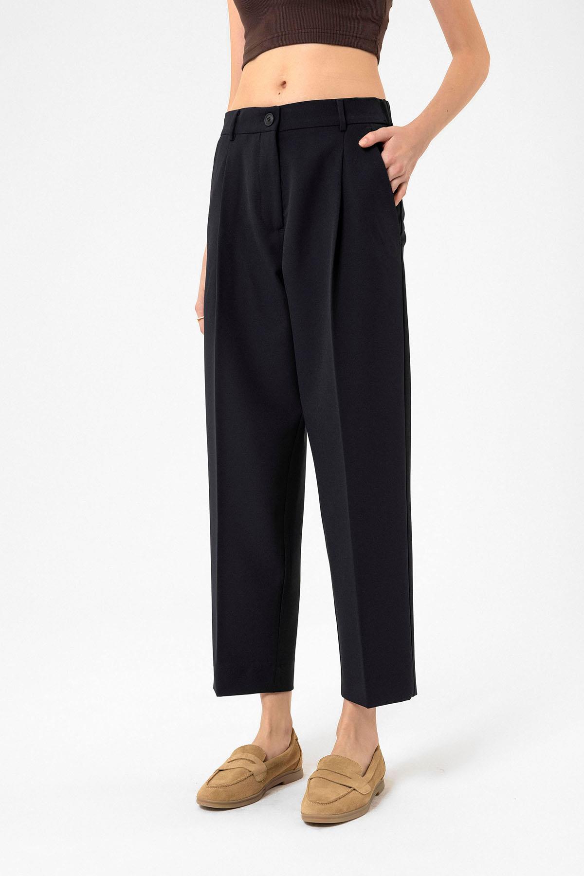 Antioch Lacivert Kadın Yüksek Bel Straight Fit Kısa Pantolon