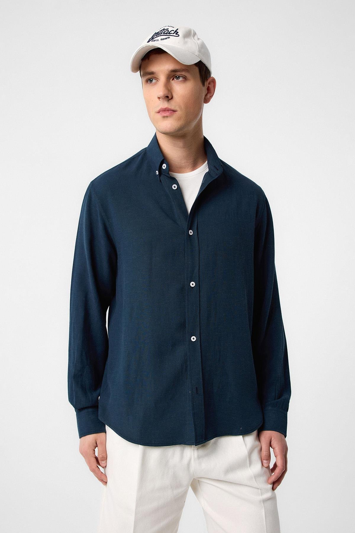 Antioch Lacivert Keten Karışımlı Yaka Düğmeli Erkek Gömlek