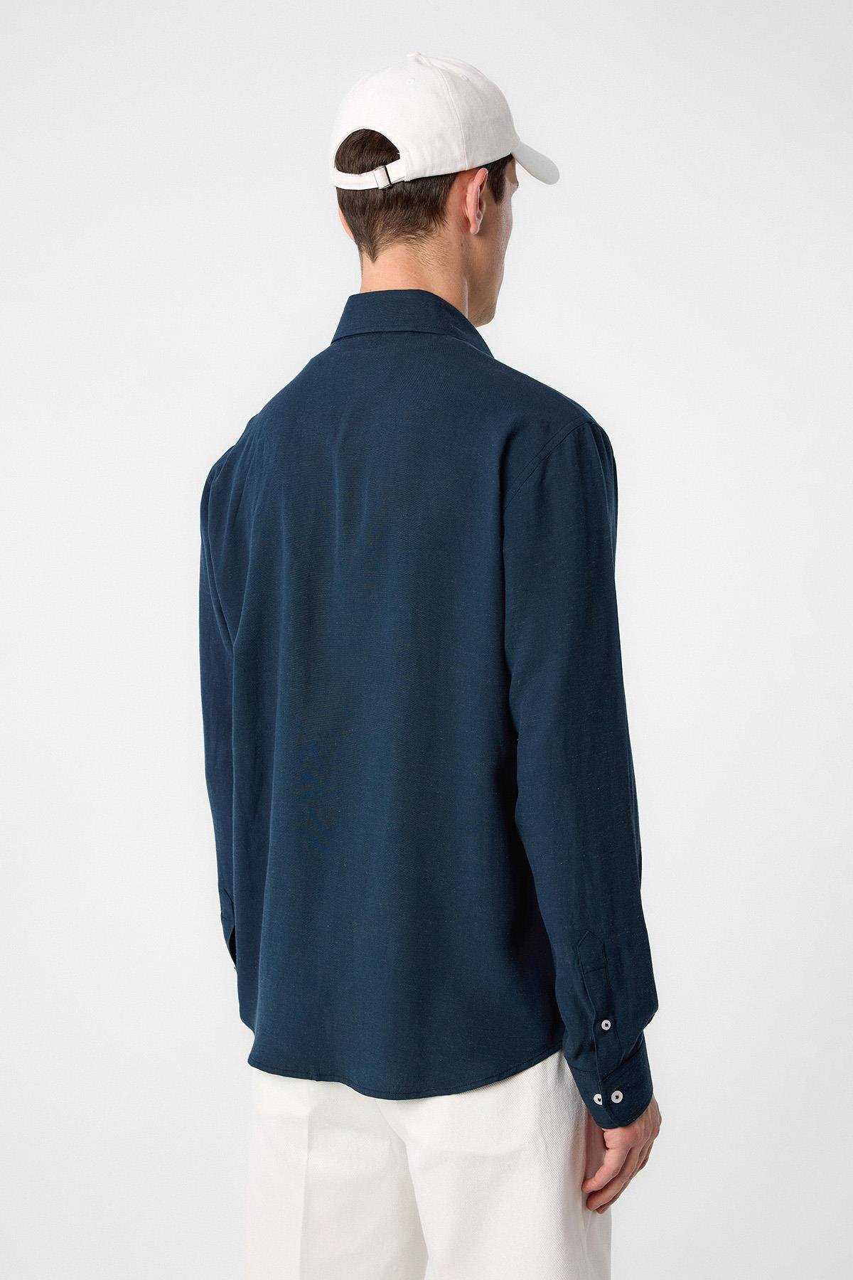 Antioch Lacivert Keten Karışımlı Yaka Düğmeli Erkek Gömlek