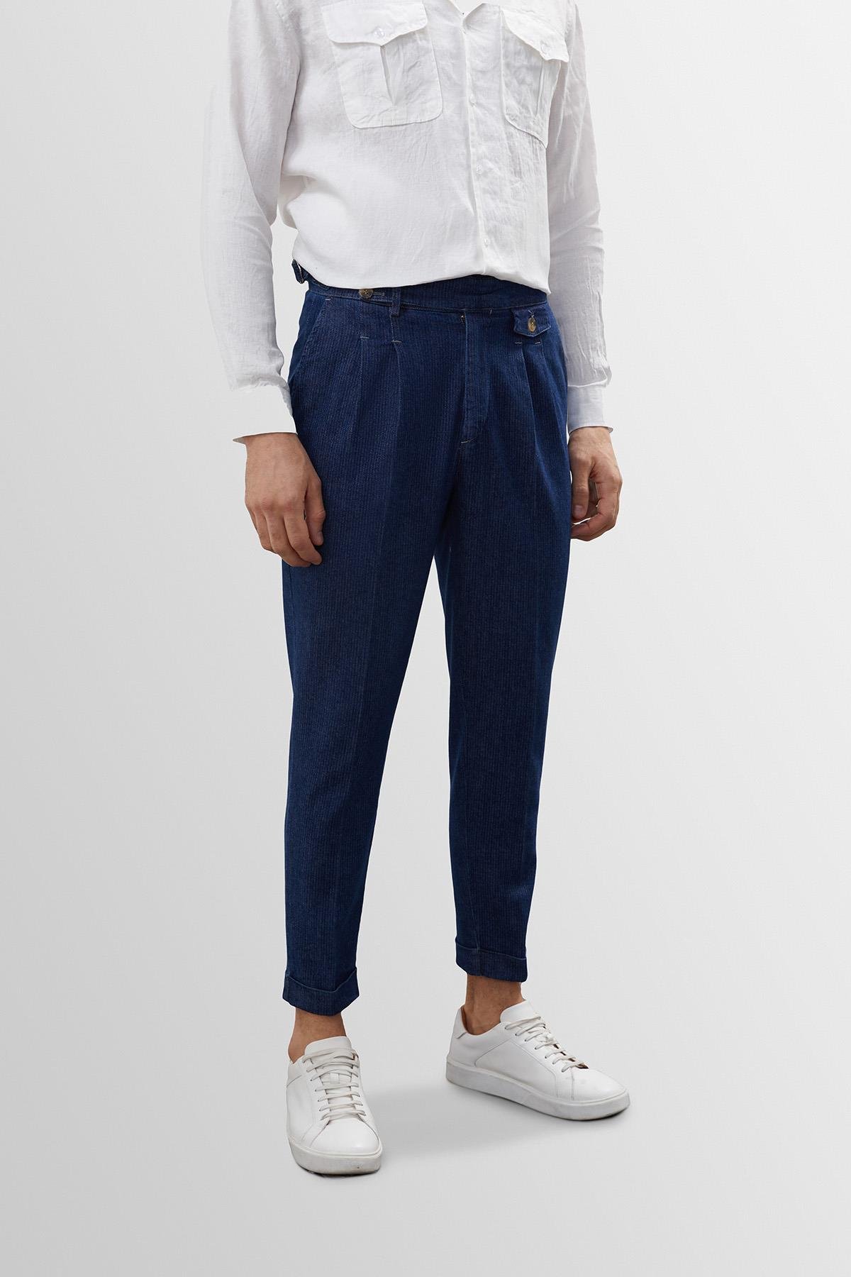 Antioch Mavi Yüksek Bel (Boyfriend) Yandan Tokalı Kemer Detaylı Pileli Kot Pantolon