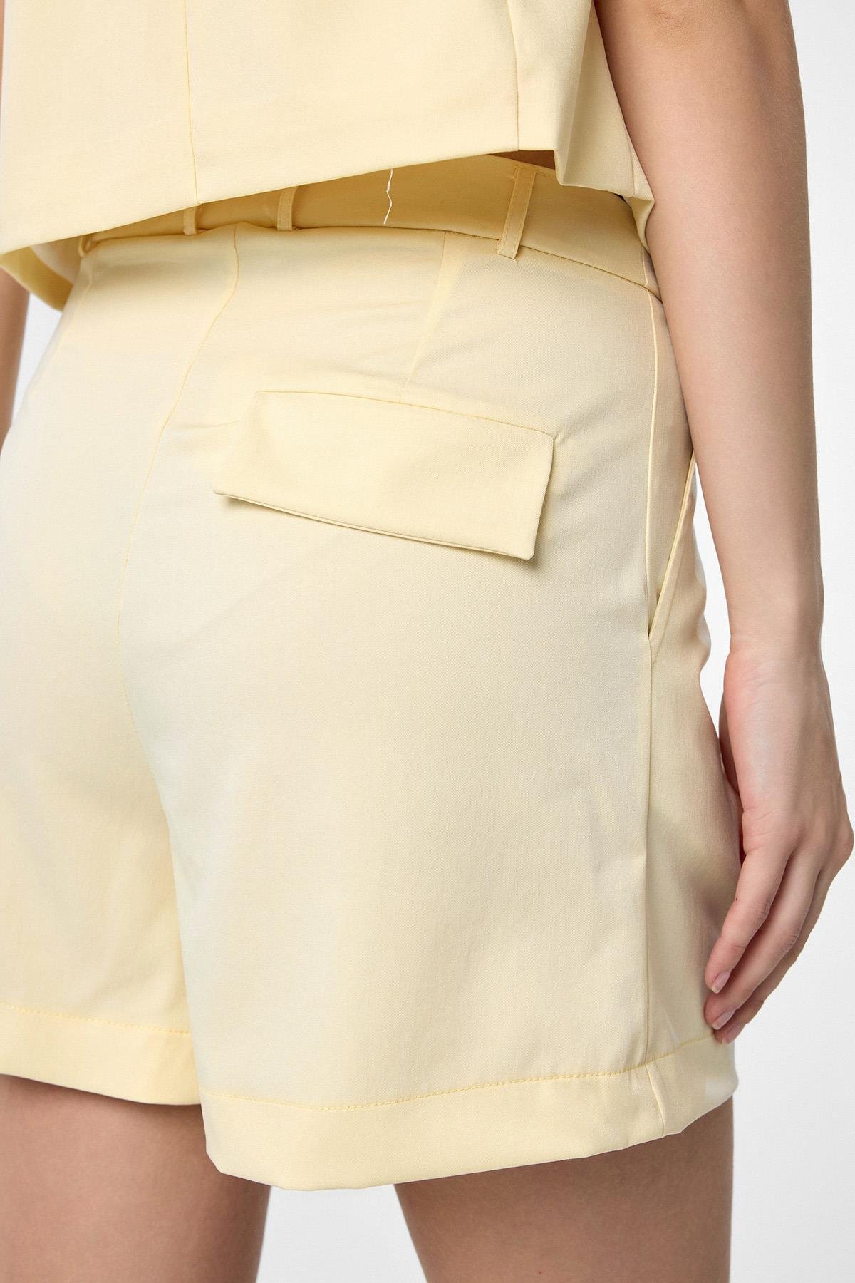 Antioch Sarı Yelek-Şort Kadın Takım