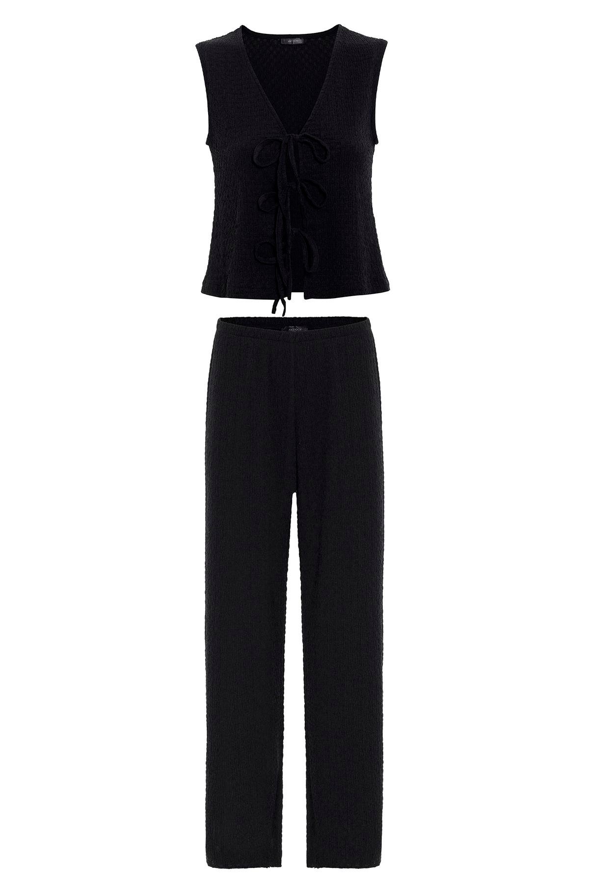 Antioch Siyah Bağ Detaylı Dokulu Kadın Takım