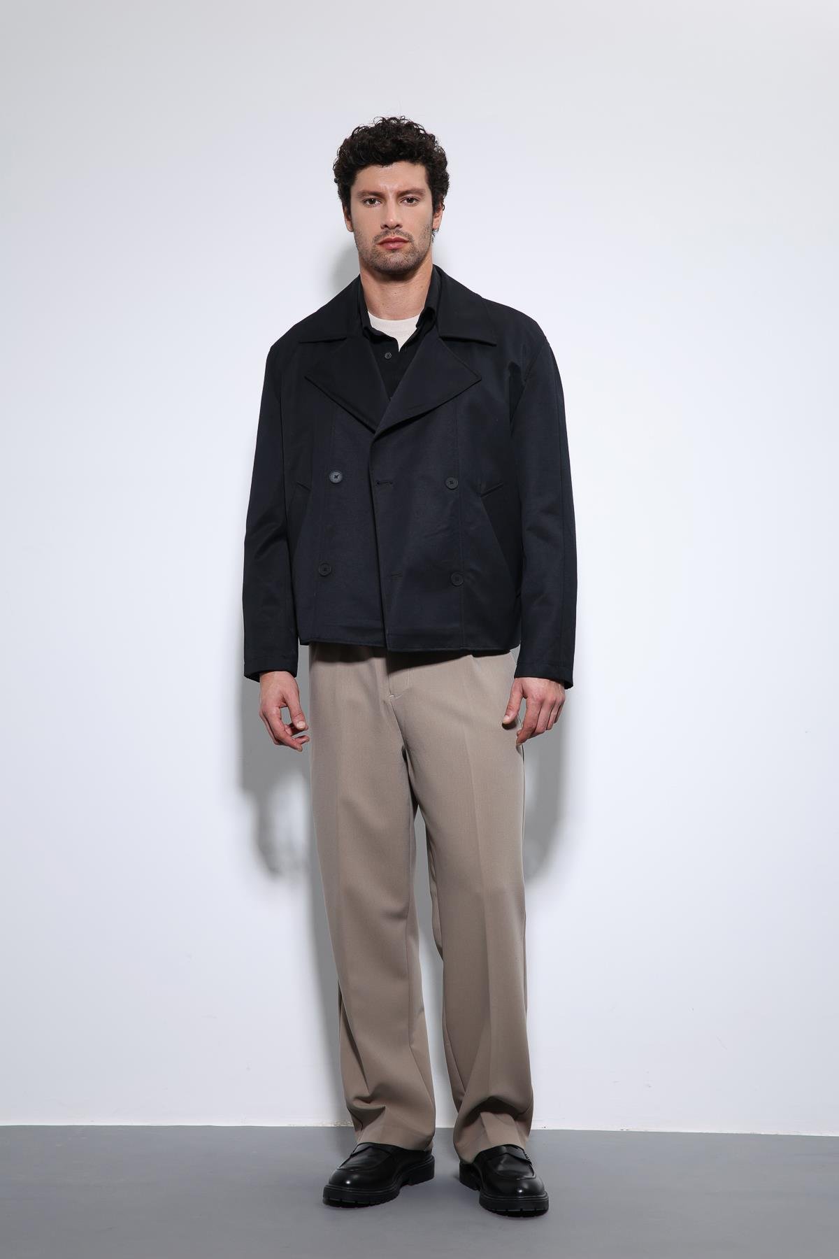 Antioch Siyah Crop Fit Erkek Trençkot