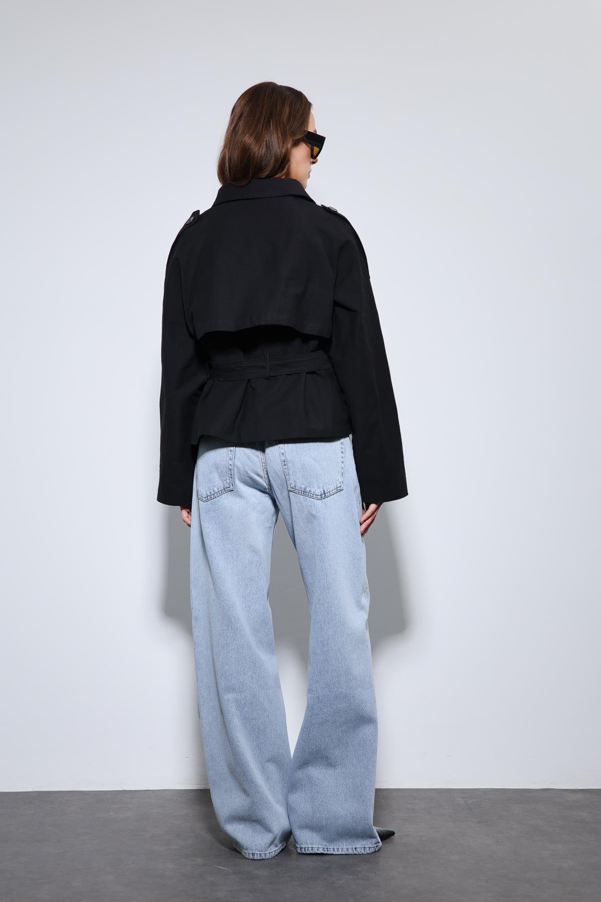 Antioch Siyah Dik Yaka Kruvaze Trençkot