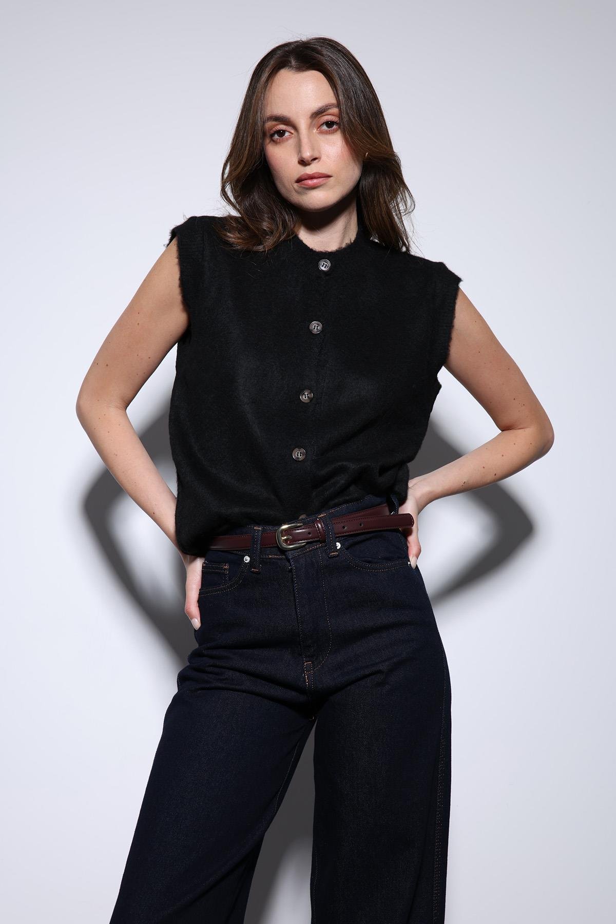 Antioch Siyah Dokulu Kadın Triko Yelek