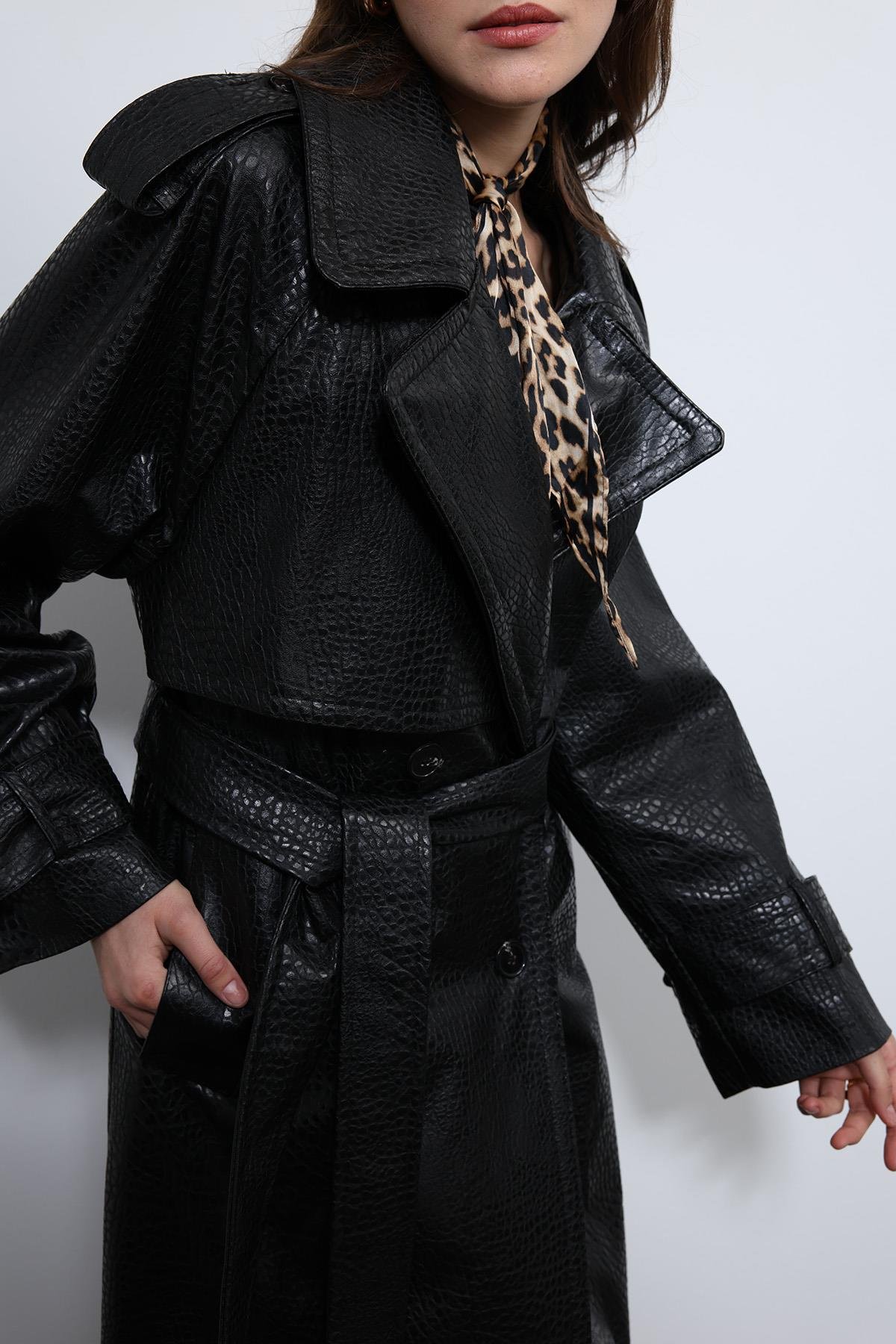 Antioch Siyah Dokulu Suni Deri Trençkot