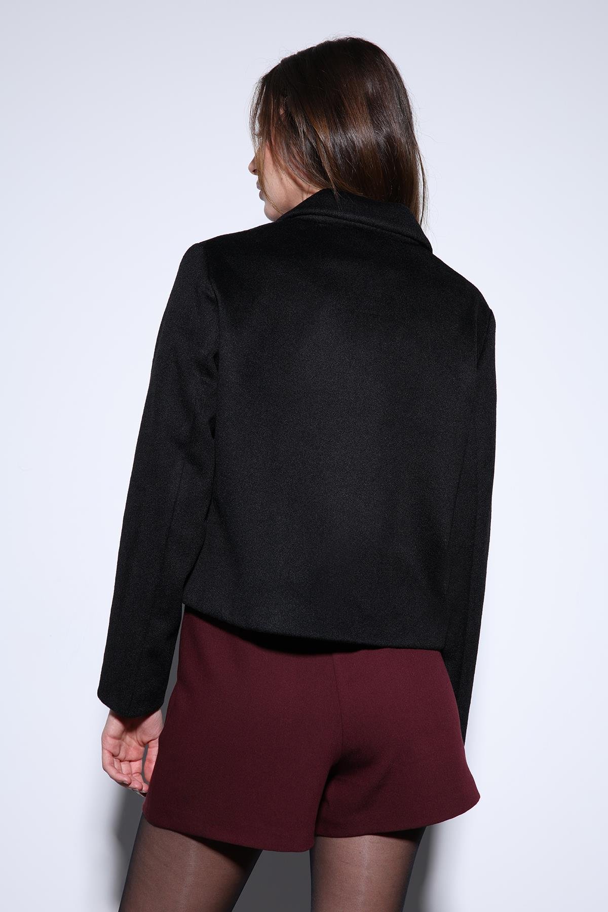 Antioch Siyah Gömlek Yaka Kısa Kaşe Ceket