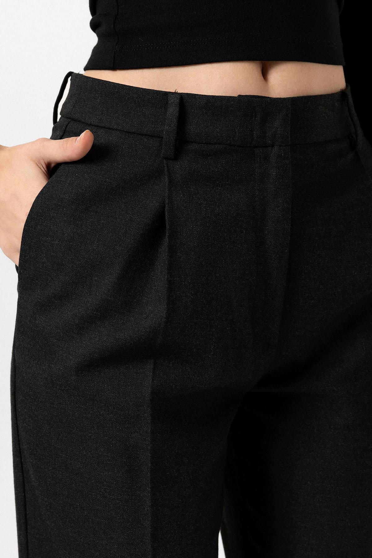 Antioch Siyah Kadın Yüksek Bel Pileli Pantolon