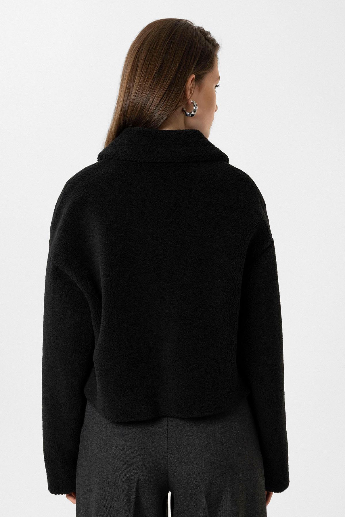 Antioch Siyah Kadın Yumuşak Dokulu Mont