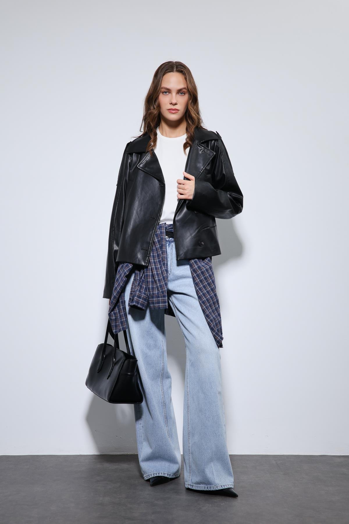 Antioch Siyah Kemerli Suni Deri Mont