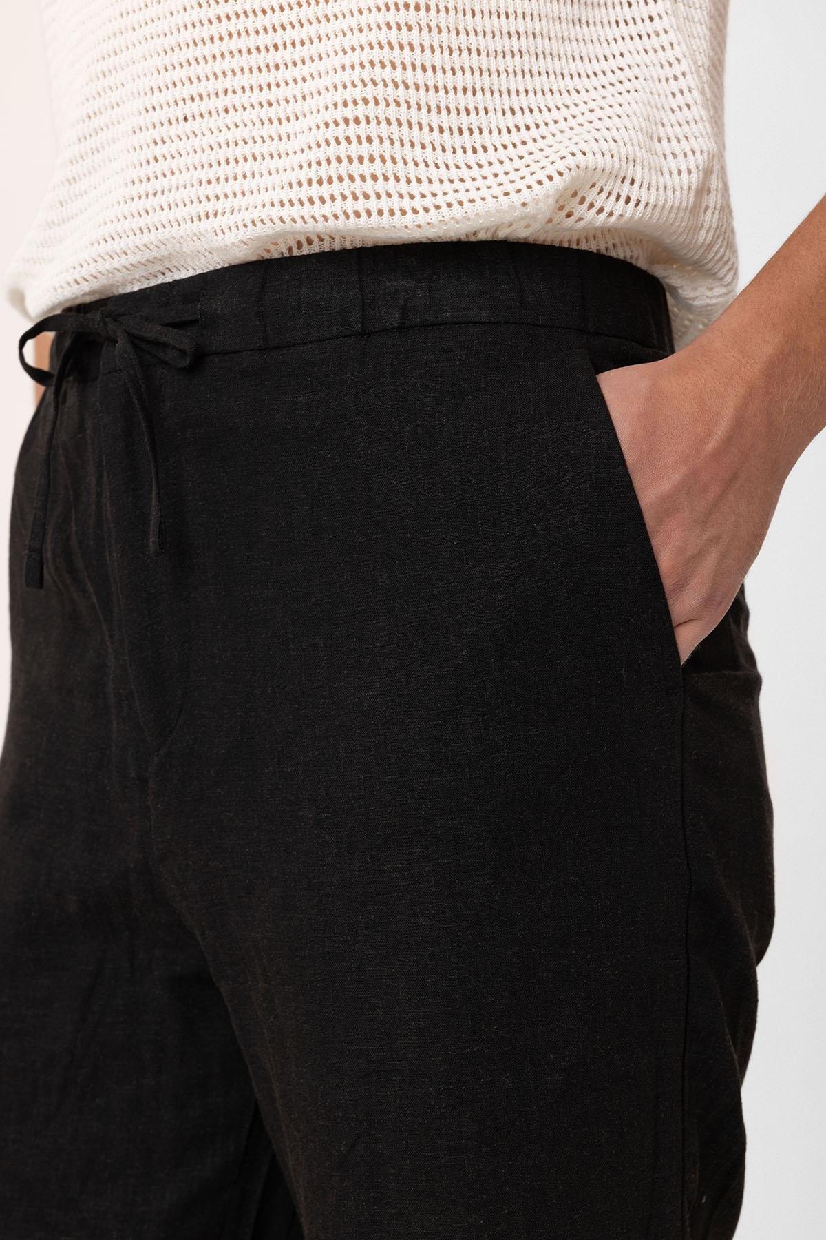 Antioch Siyah Keten Karışımlı Erkek Şort