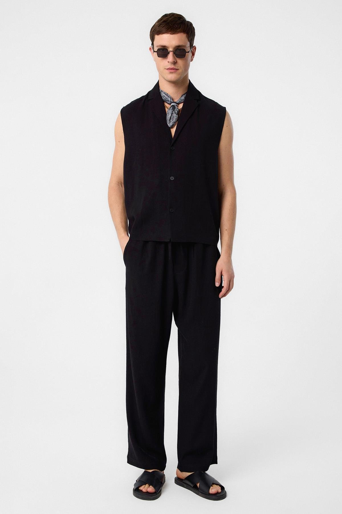 Antioch Siyah Keten Karışımlı Kolsuz Erkek Gömlek