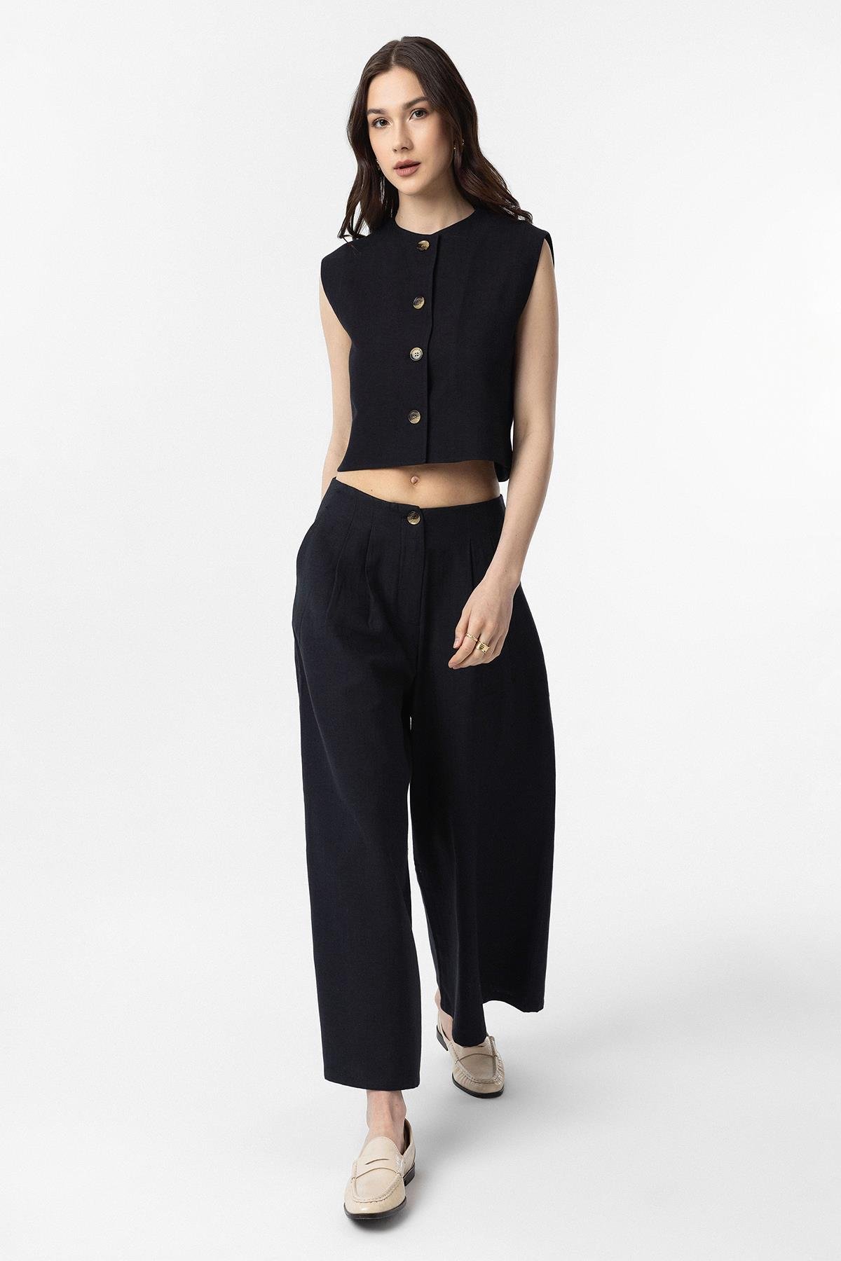 Antioch Siyah Keten Karışımlı Relax Fit Kadın Yelek