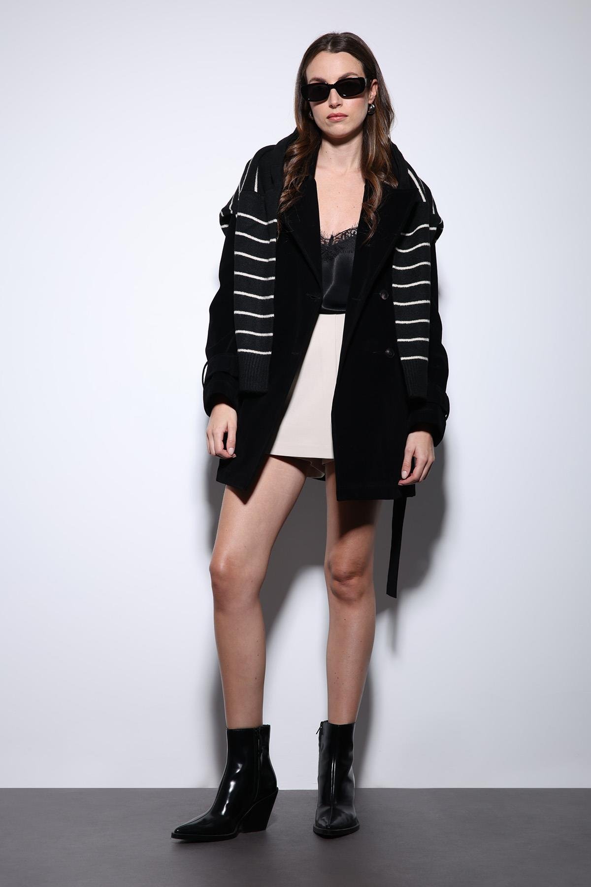 Antioch Siyah Süet Görünümlü Kadın Trençkot