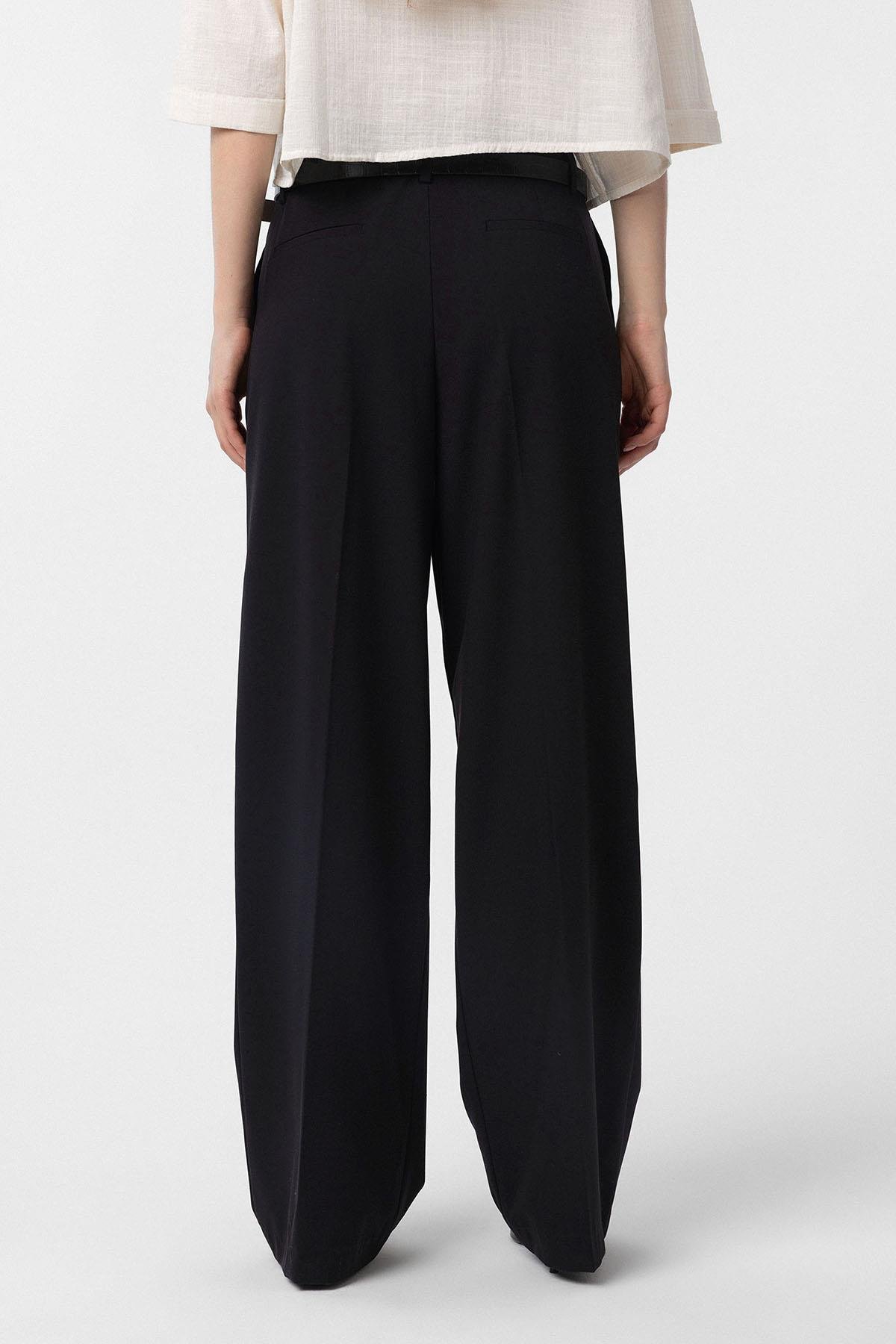 Antioch Siyah Yüksek Bel Pilili Kadın Pantolon