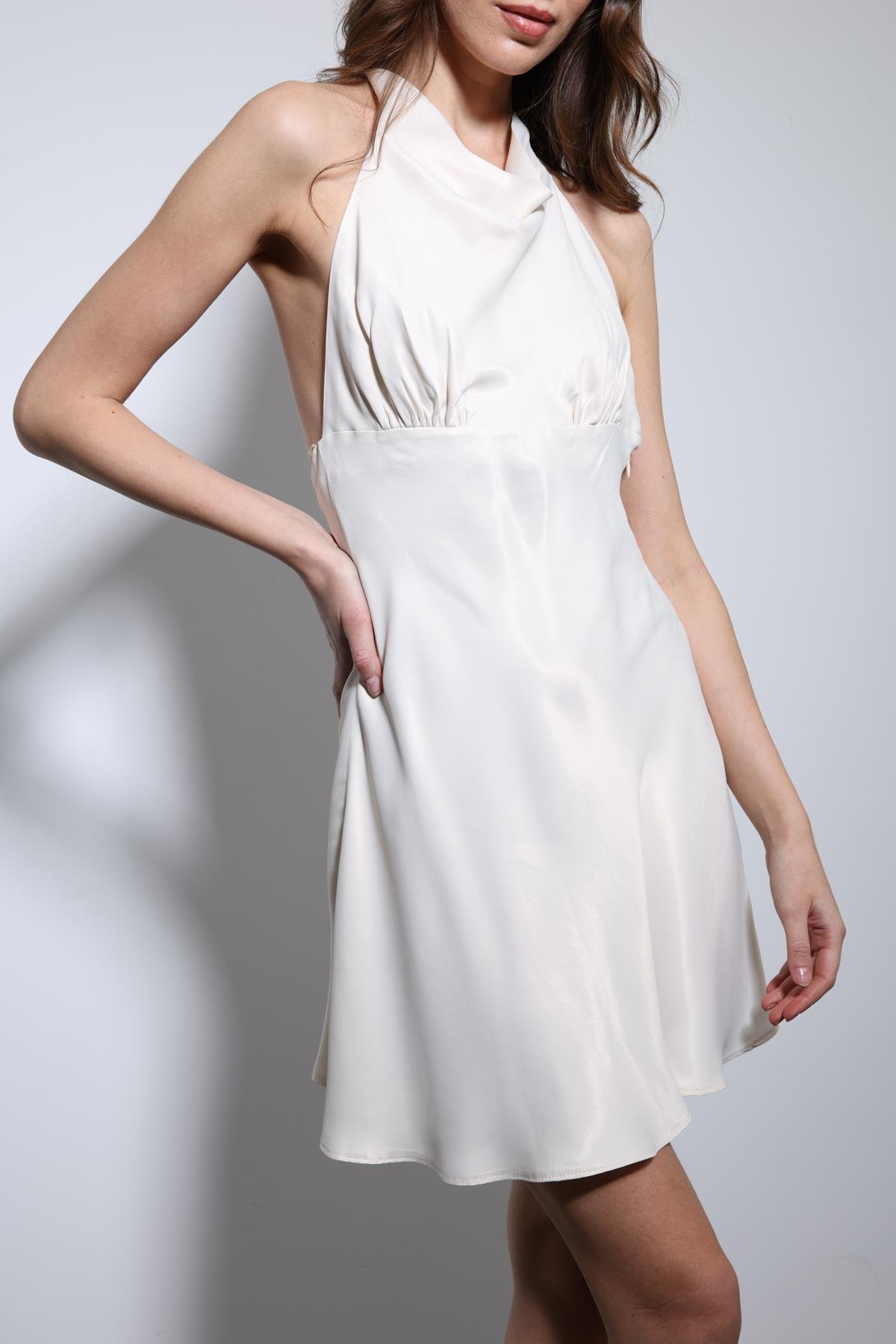 Antioch Taş Halter Yaka Saten Kısa Elbise