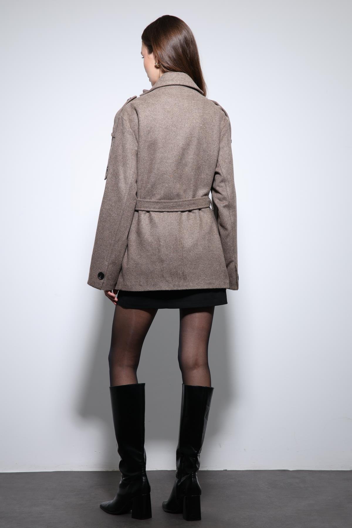 Antioch Vizon Dik Yaka Kruvaze Kadın Kaban