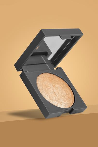Işıltılı Aydınlatıcı - Baked Highlighter 02 Golden Glow - 11 G Çizgi Shop'da.