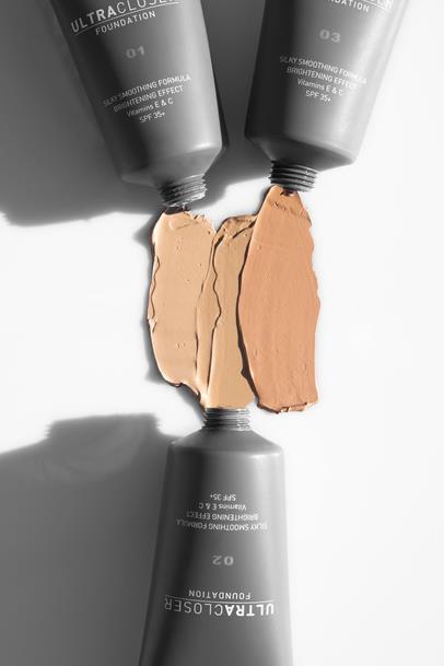 Ultra Kapatıcı Nemlendirici Spf35 Faktör Ve E & C Vitaminli Fondöten - Ultracloser Foundation 01 Çizgi Shop'da.