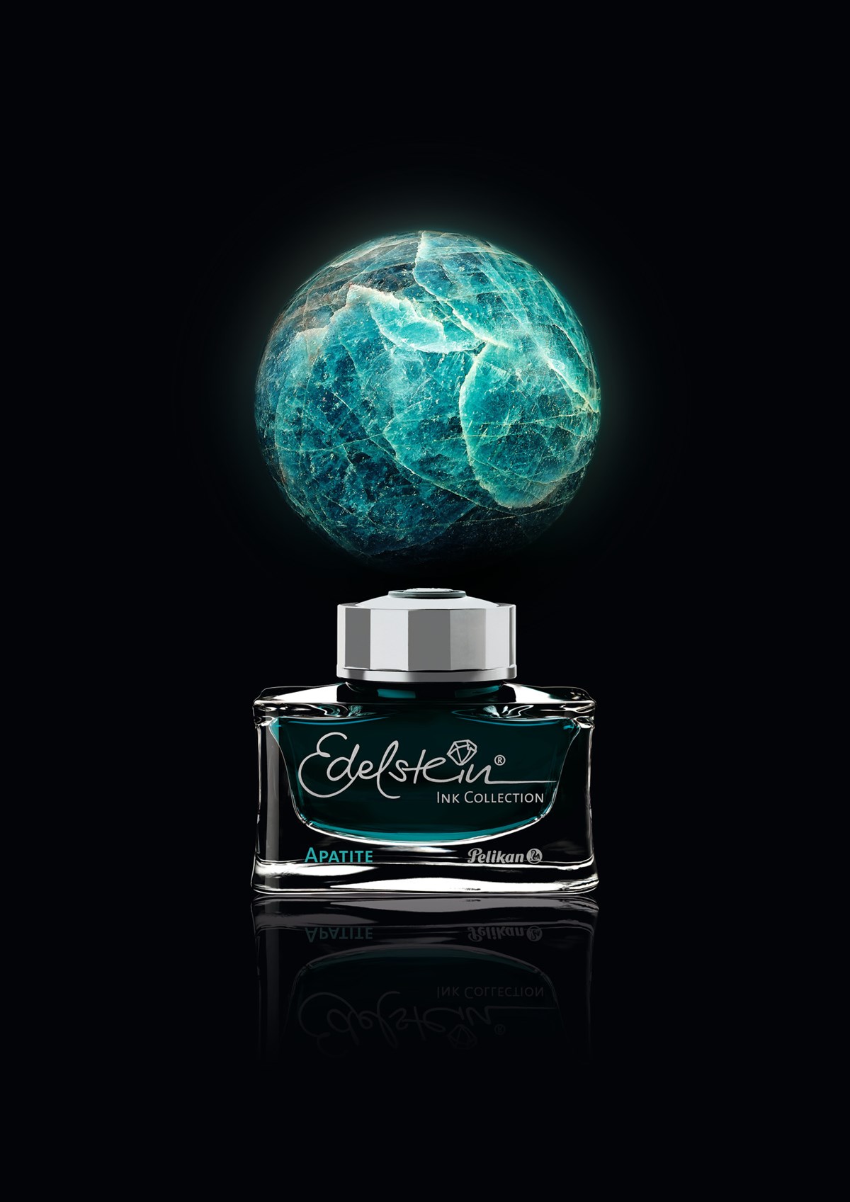 - Pelikan ink Edelstein Ink of the year 2022 Apatite