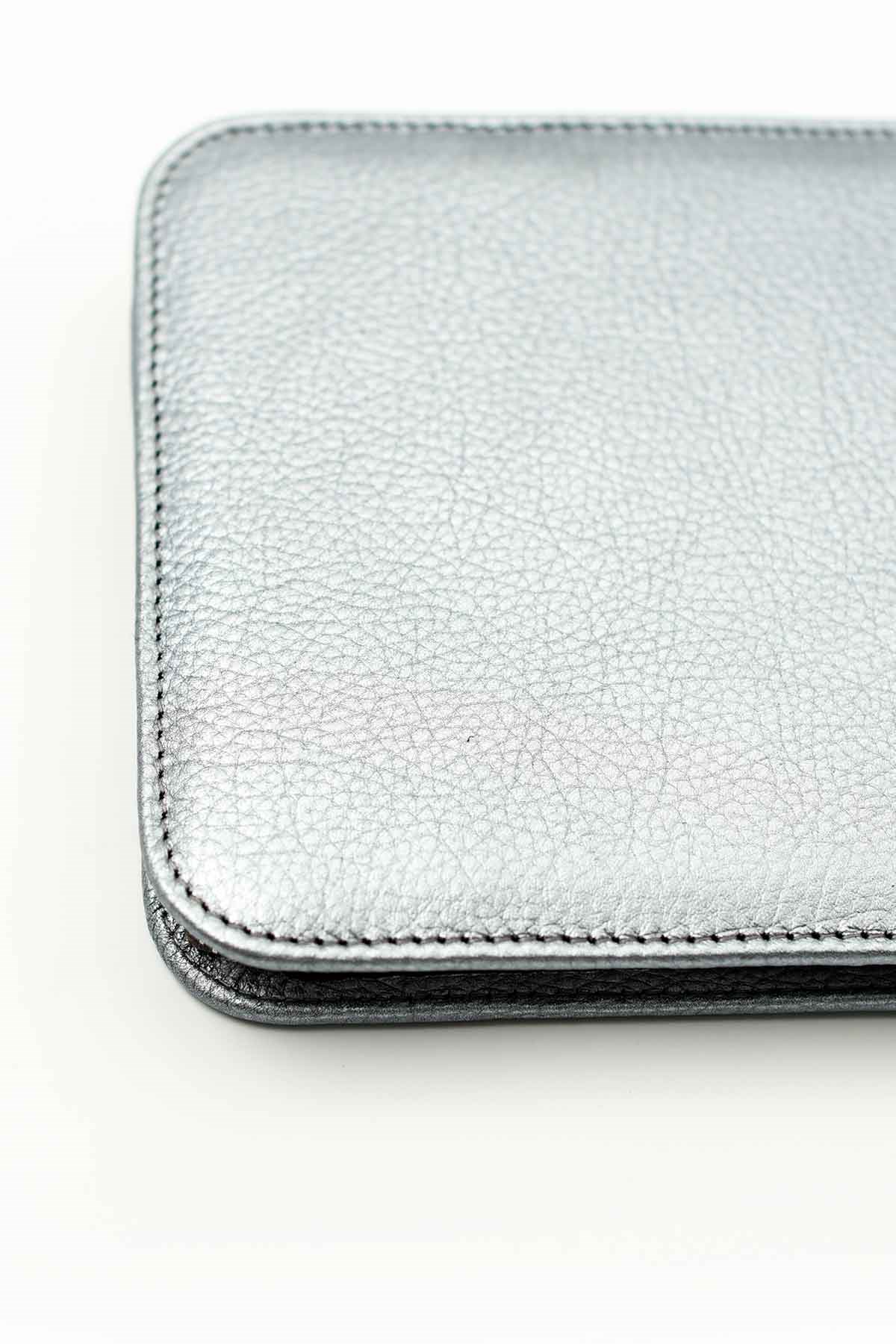 Carens 30-6 Gümüş Hakiki Deri 30 Lu Kalem Çantası