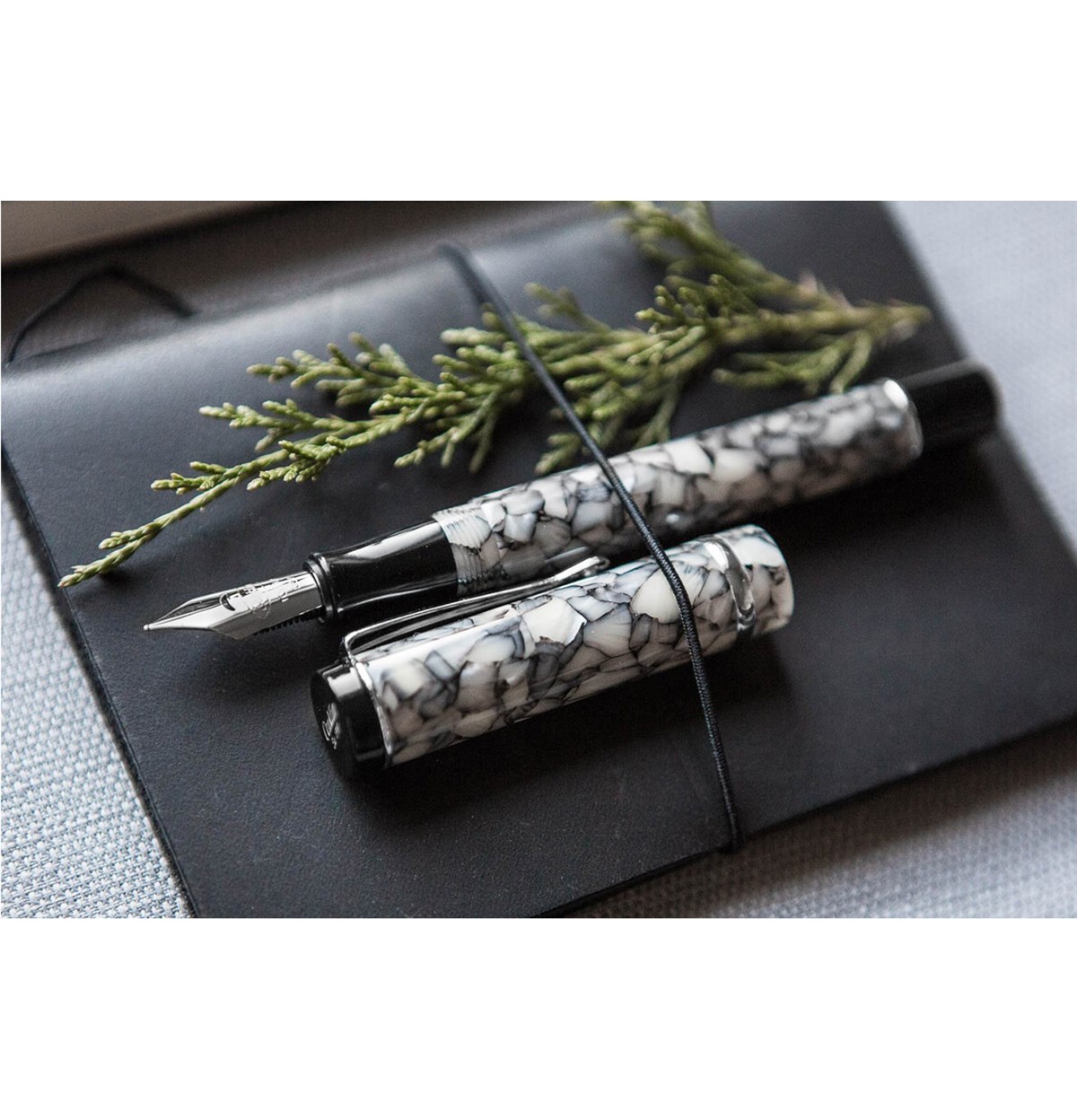 Conklin Duragraph Cracked Ice Dolma Kalem EF Uç