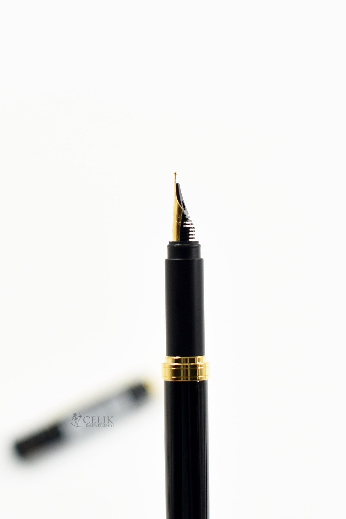 Ohto FF-10NBL-BK Siyah Dolma Kalem