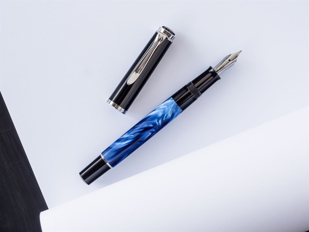 Pelikan Klasik Seri M205 Marble Blue Dolma Kalem B Uç