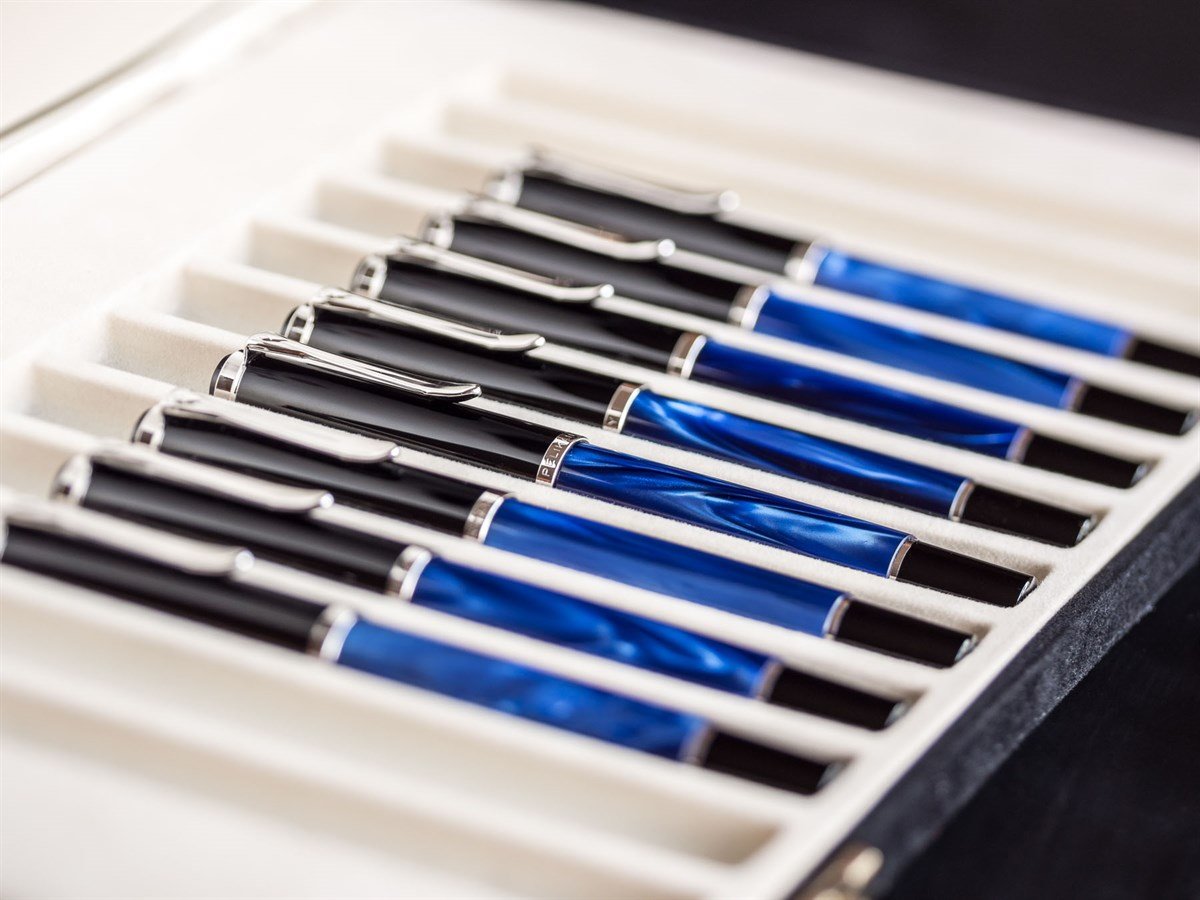 Pelikan Klasik Seri M205 Marble Blue Dolma Kalem B Uç