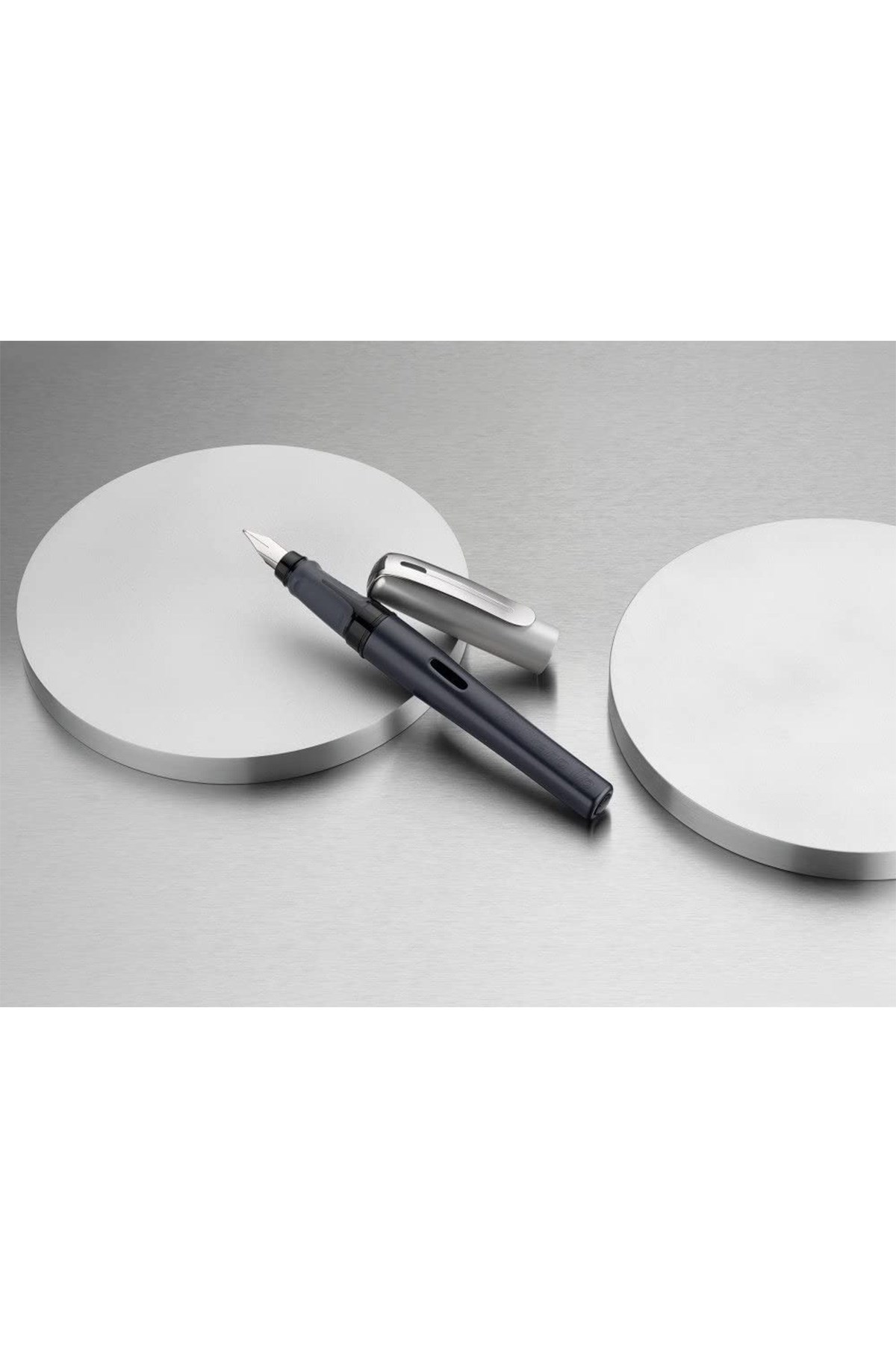 Pelikan Pelikano Serisi Pelikano Up Antrasit Sağ El Blisterli Dolma Kalem