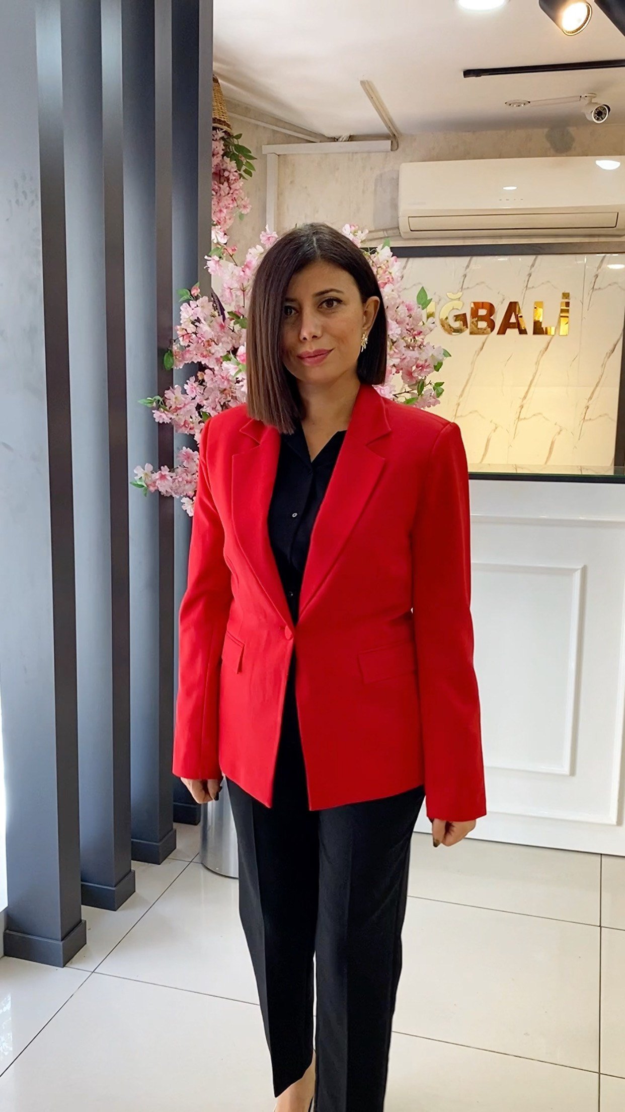 Kırmızı Tek Düğme Detaylı Belden Oturtmalı Blazer Ceket
