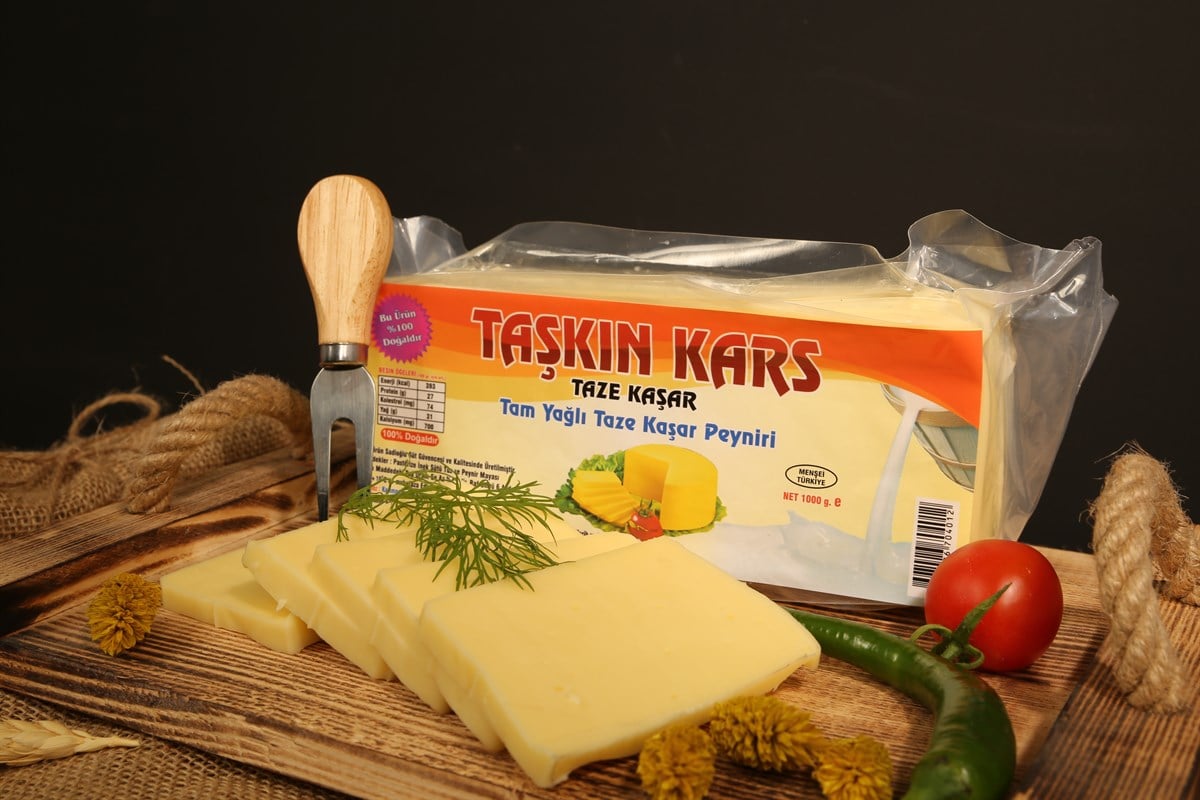 kars tostluk blok kaşar