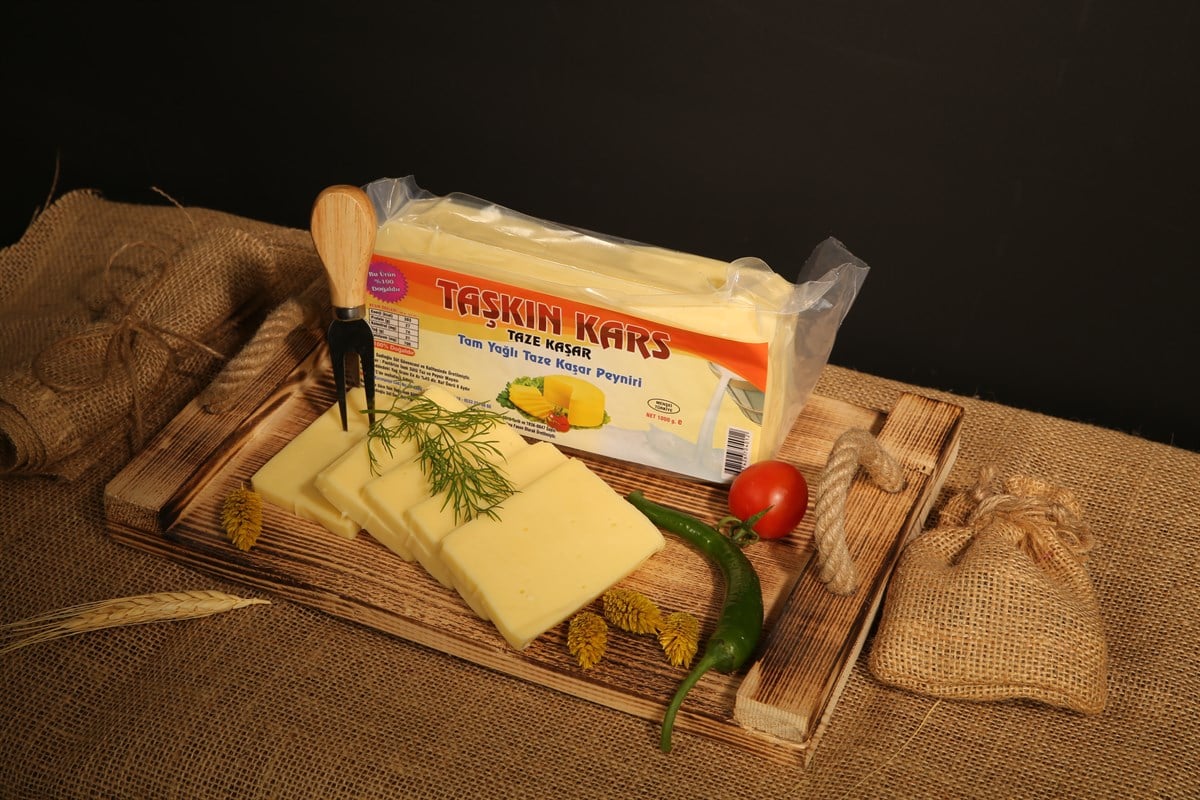 kars tostluk blok kaşar